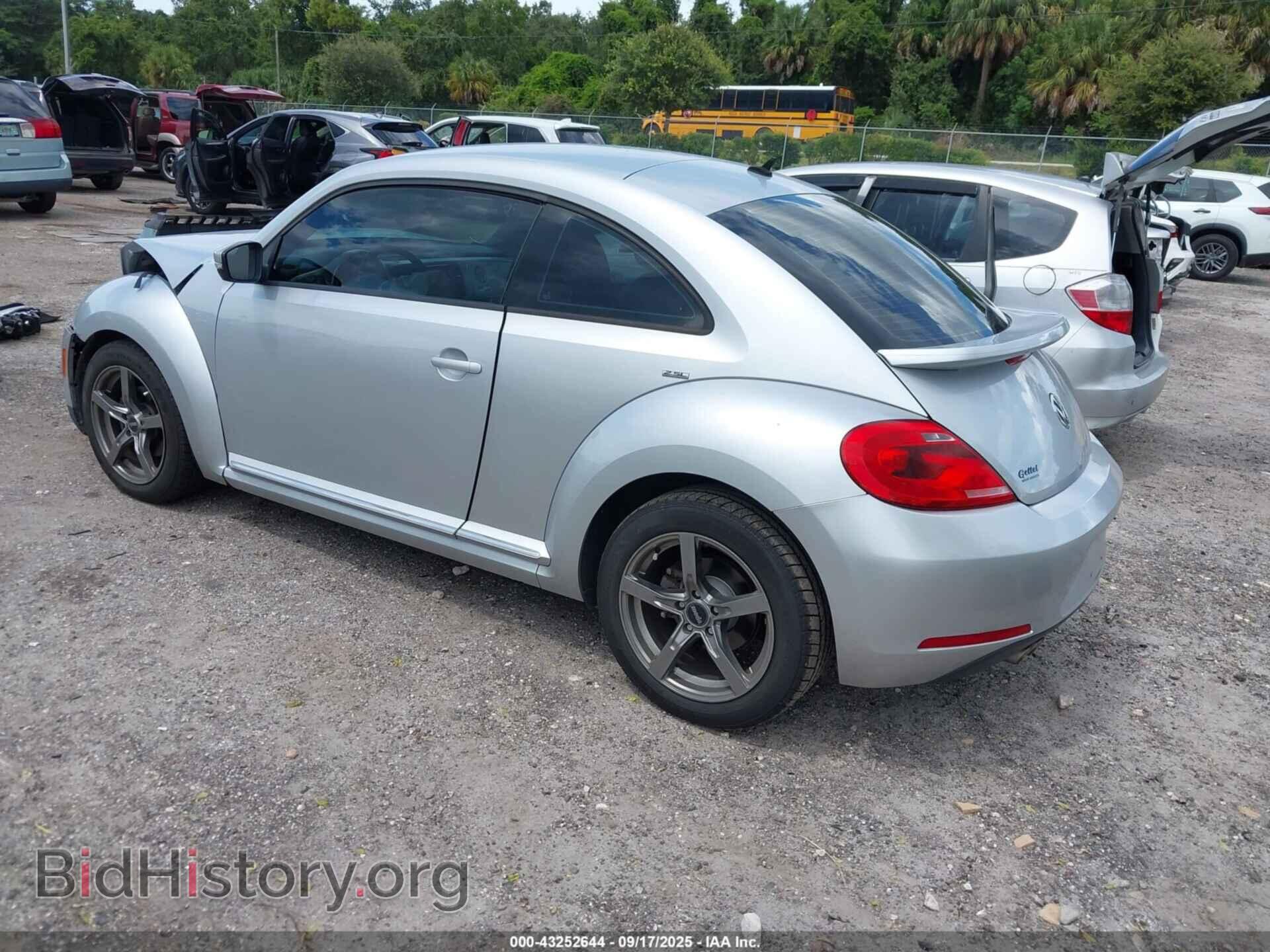 2012 VOLKSWAGEN BEETLE - VIN: 3VWJP7AT0CM601151 - Фото 3