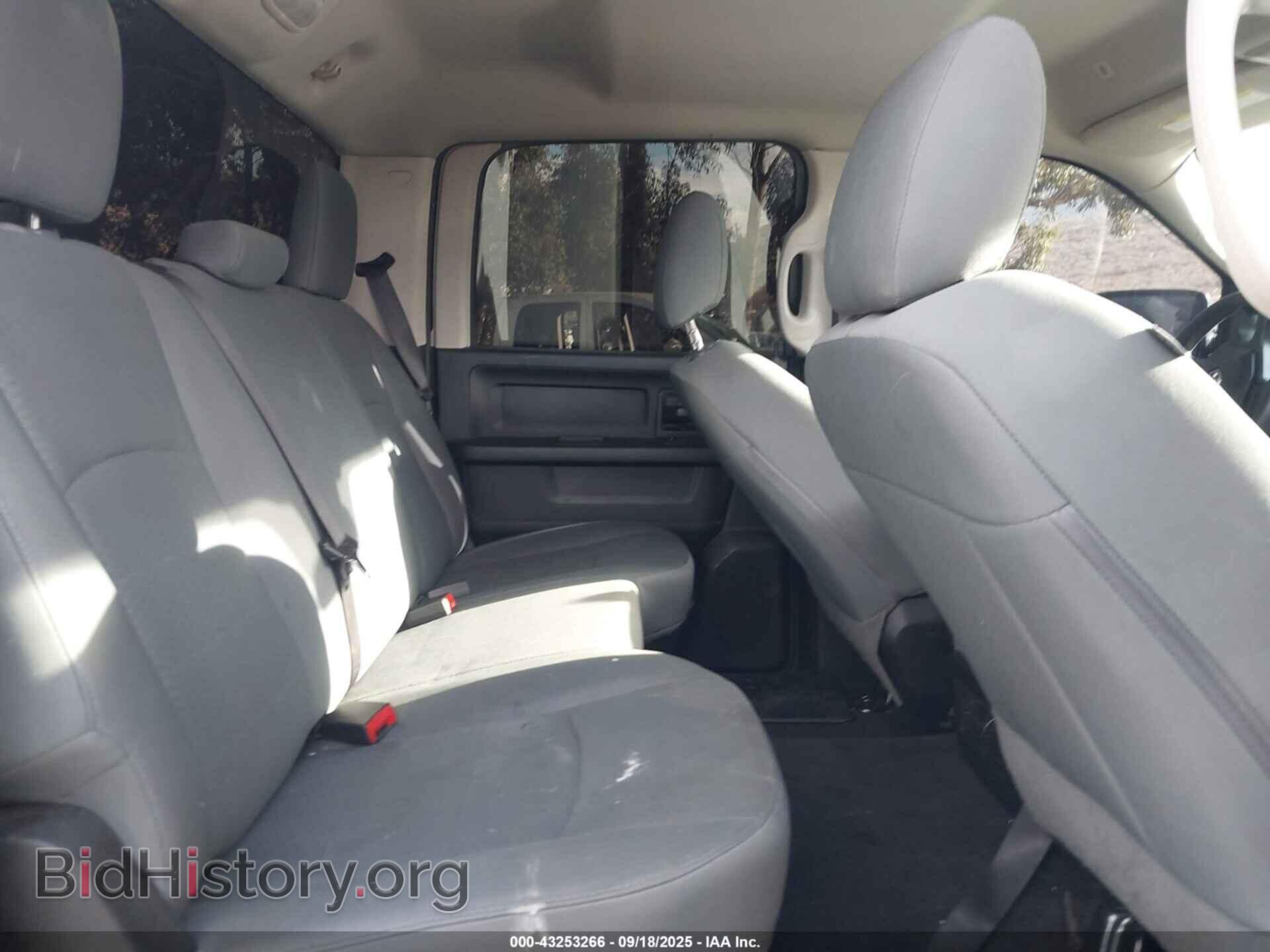 2017 RAM 1500 - VIN: 3C6RR6KT3HG687304 - Фото 8