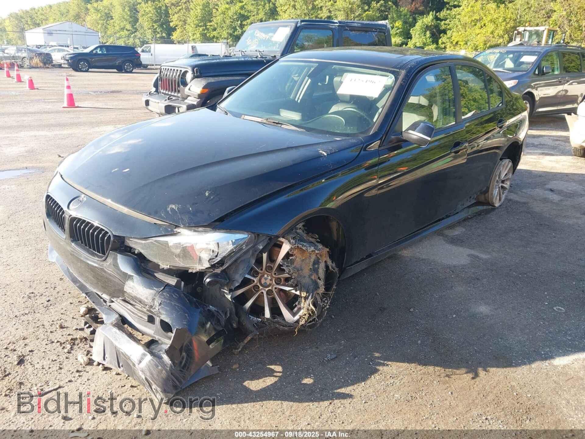 2016 BMW 320I - VIN: WBA8E5G56GNU19158 - Фото 2