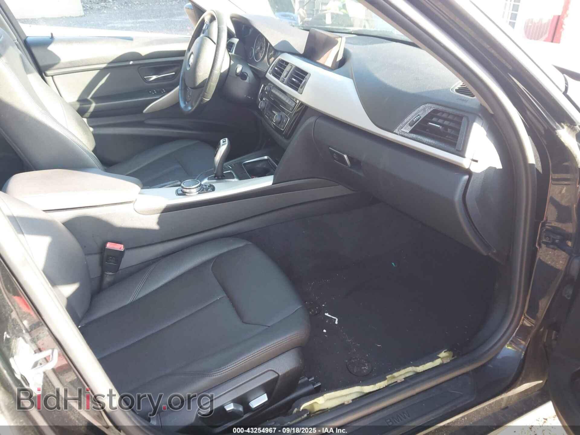 2016 BMW 320I - VIN: WBA8E5G56GNU19158 - Фото 5