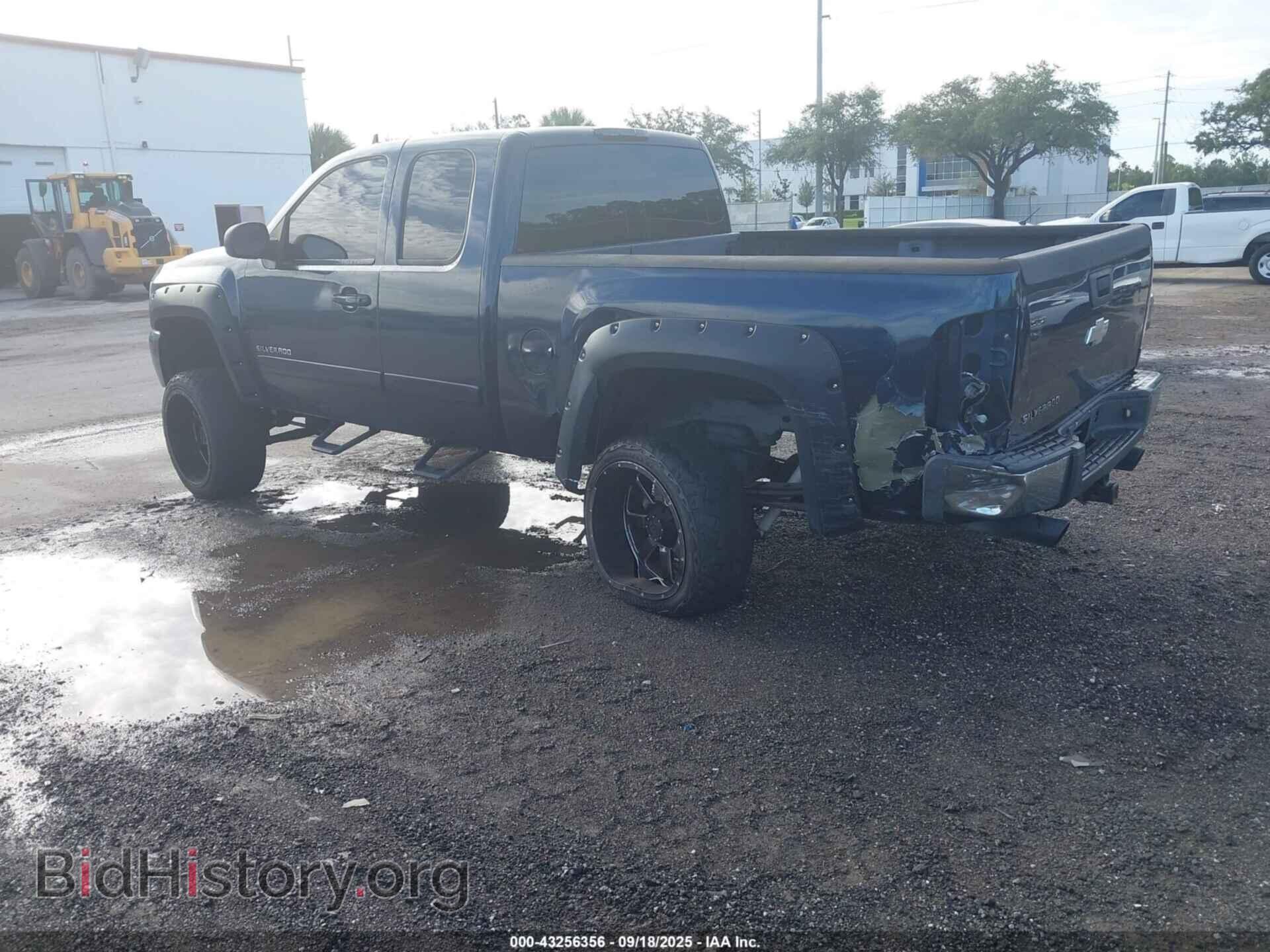 2007 CHEVROLET SILVERADO 1500 - VIN: 2GCEC190971729134 - Фото 3