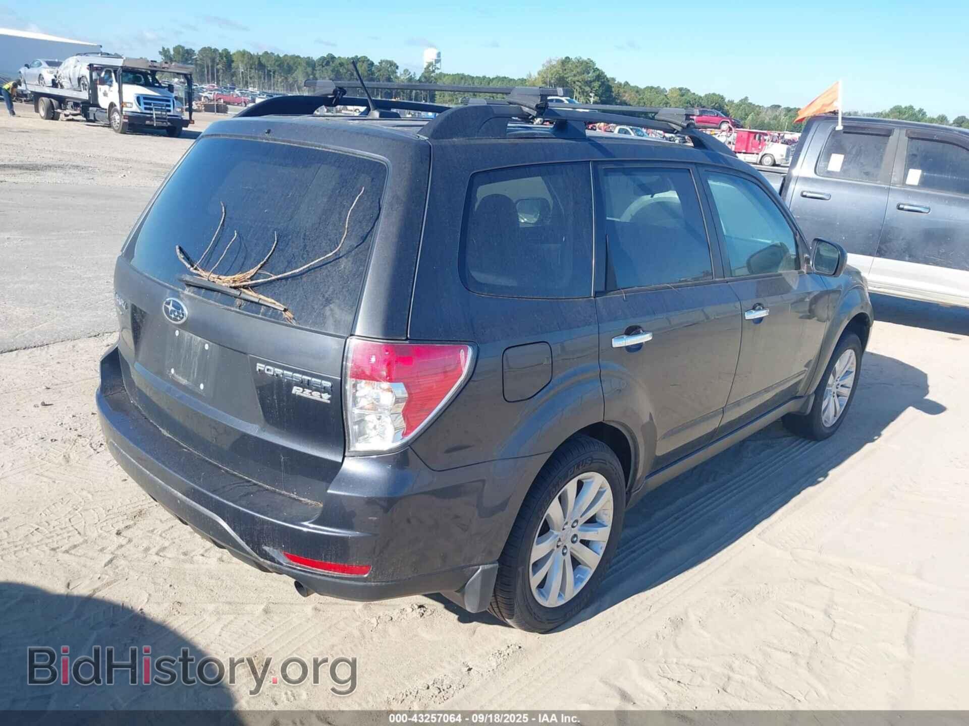 2011 SUBARU FORESTER - VIN: JF2SHADCXBH732928 - Фото 4