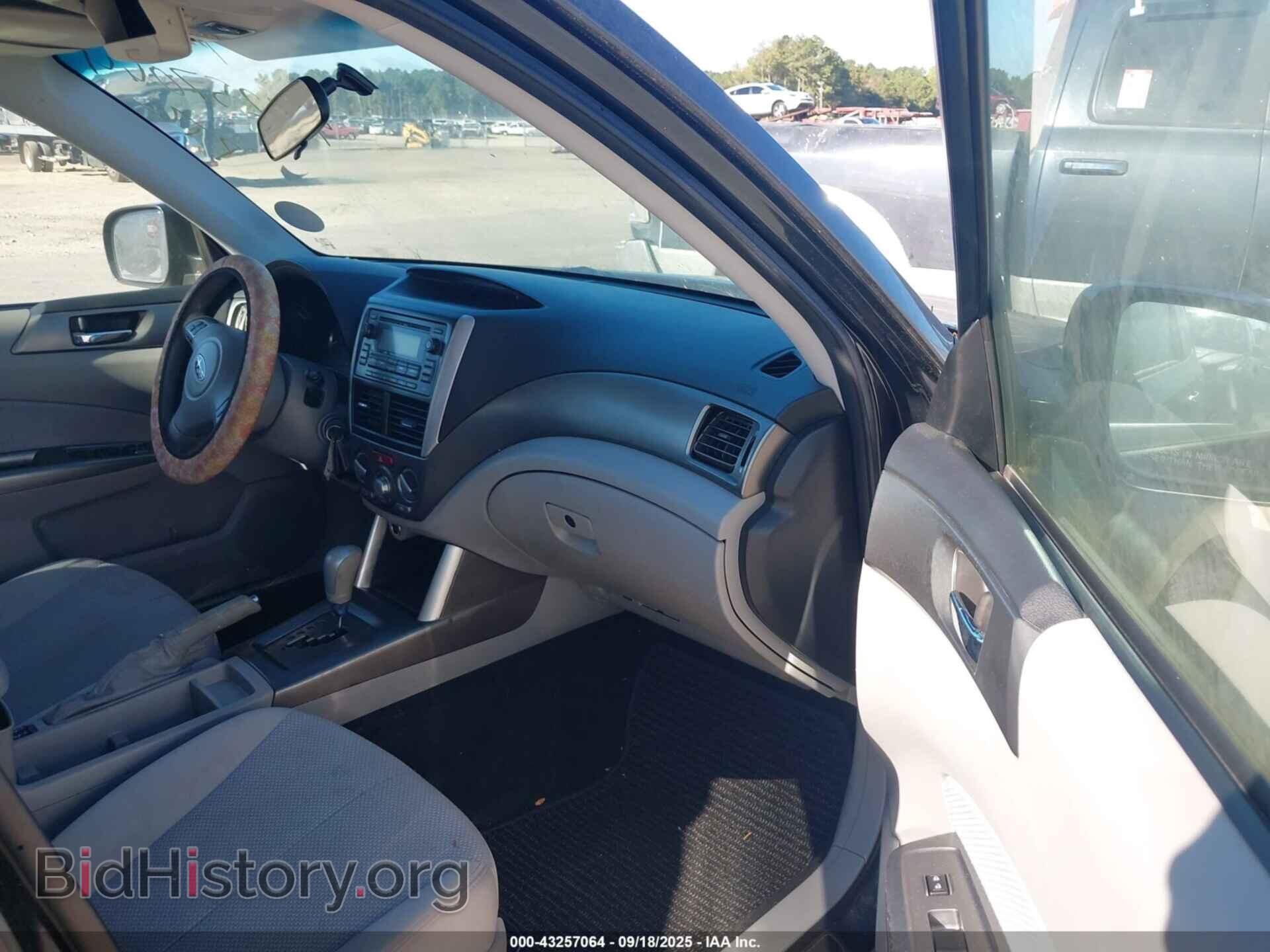 2011 SUBARU FORESTER - VIN: JF2SHADCXBH732928 - Фото 5