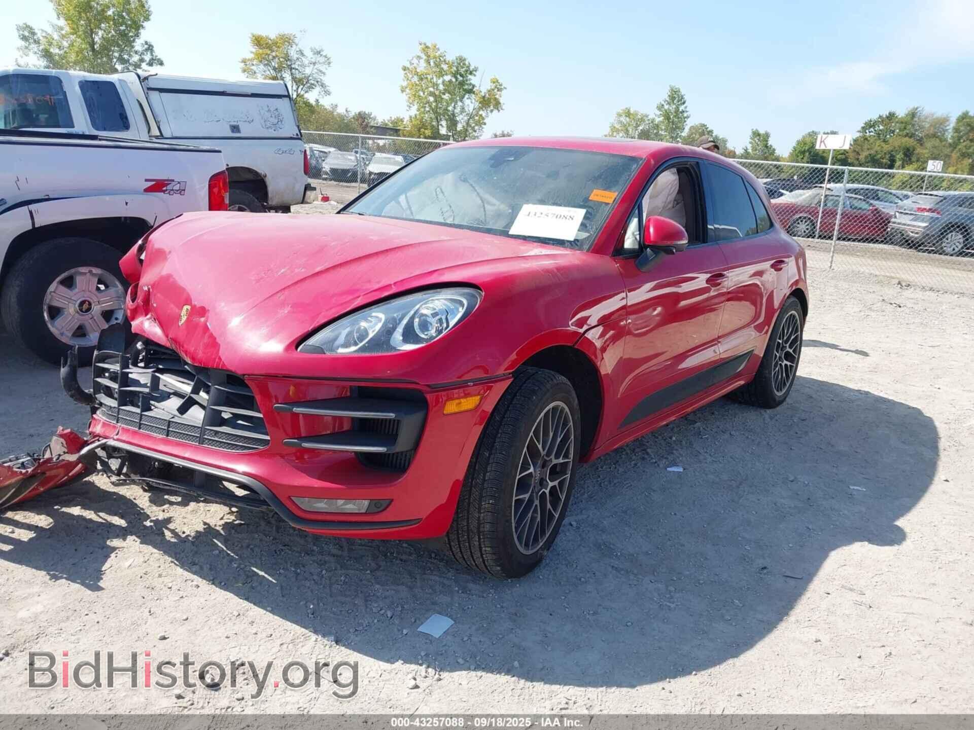 2017 PORSCHE MACAN - VIN: WP1AF2A52HLB61709 - Фото 2