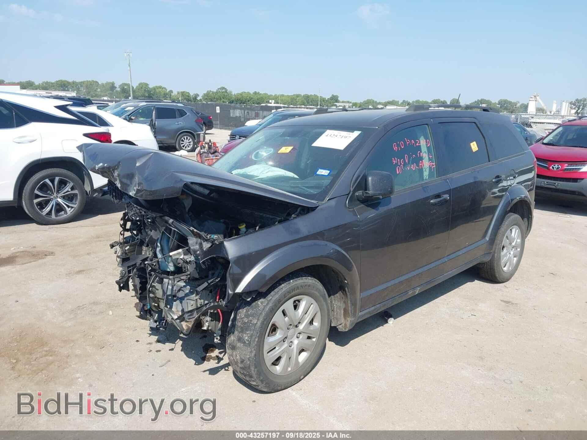 2017 DODGE JOURNEY - VIN: 3C4PDCAB3HT568729 - Photo 2