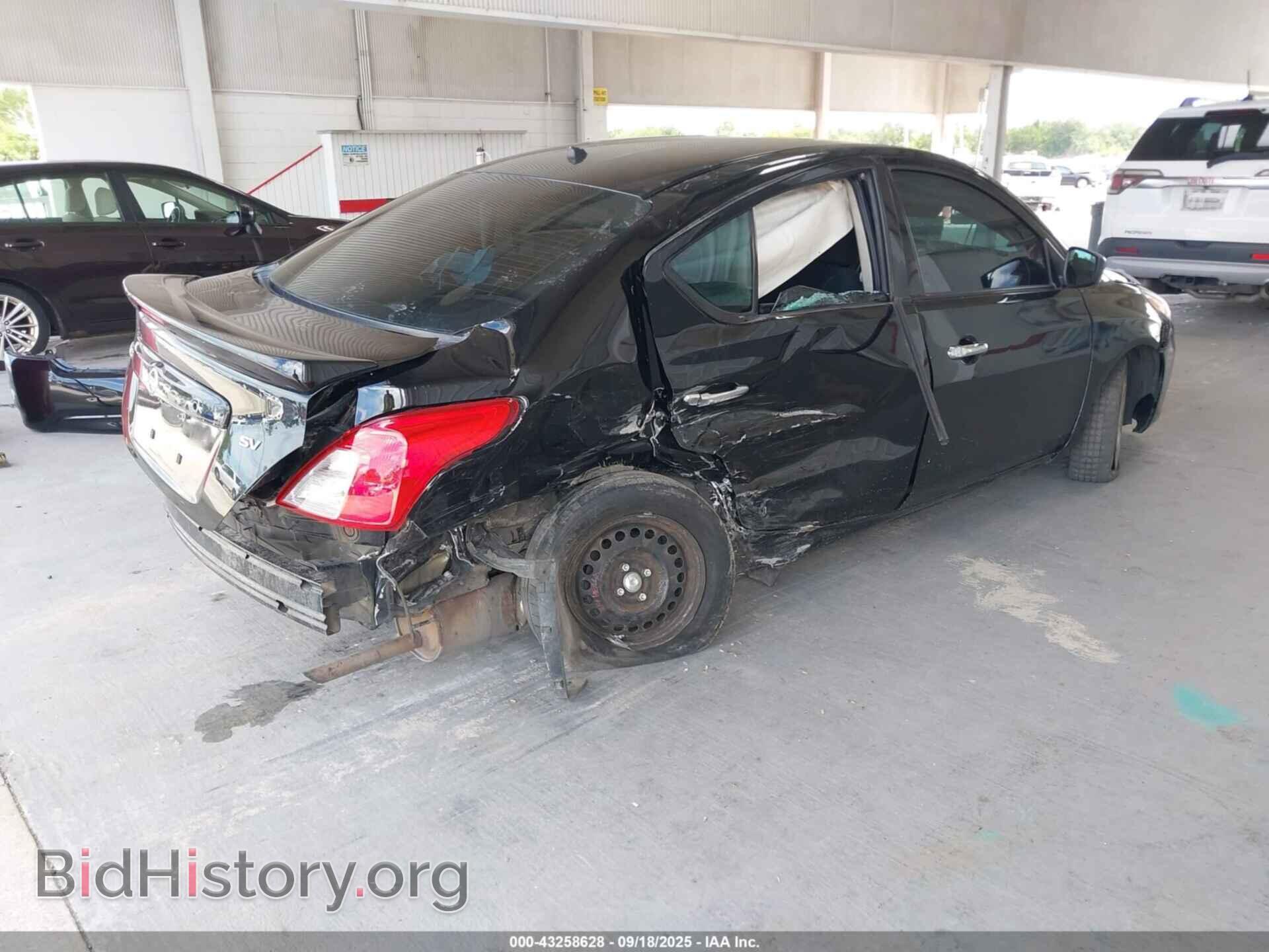 2017 NISSAN VERSA - VIN: 3N1CN7AP3HL908057 - Фото 4