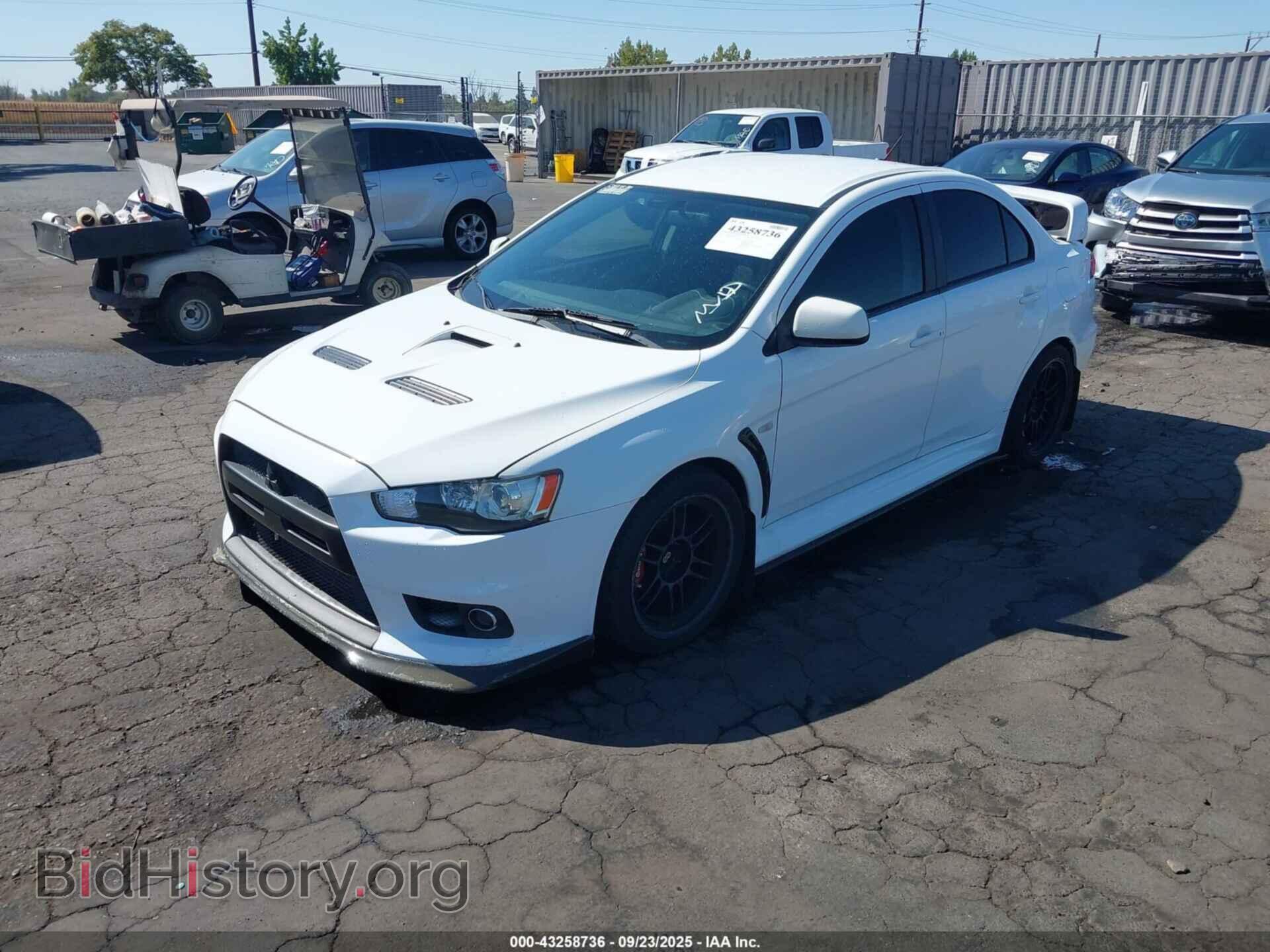 2011 MITSUBISHI LANCER EVOLUTION - VIN: JA32W8FV3BU046554 - Photo 2