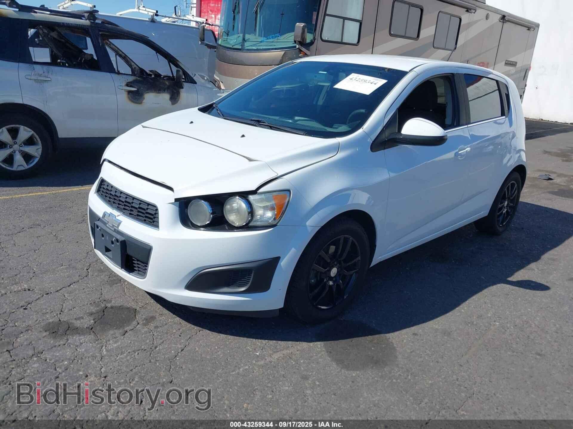 2015 CHEVROLET SONIC - VIN: 1G1JD6SB2F4134741 - Фото 2