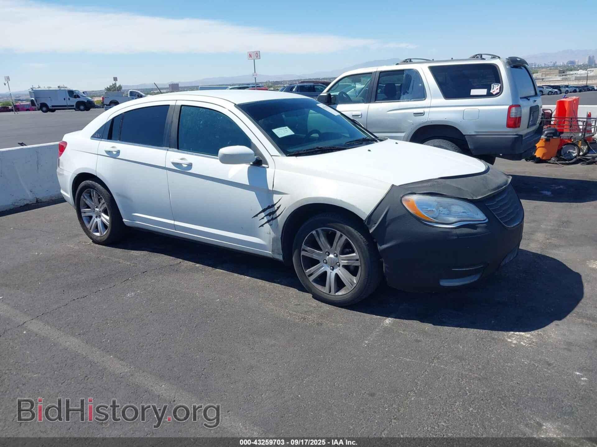 Photo 1C3CCBAB2DN669920 - CHRYSLER 200 2013