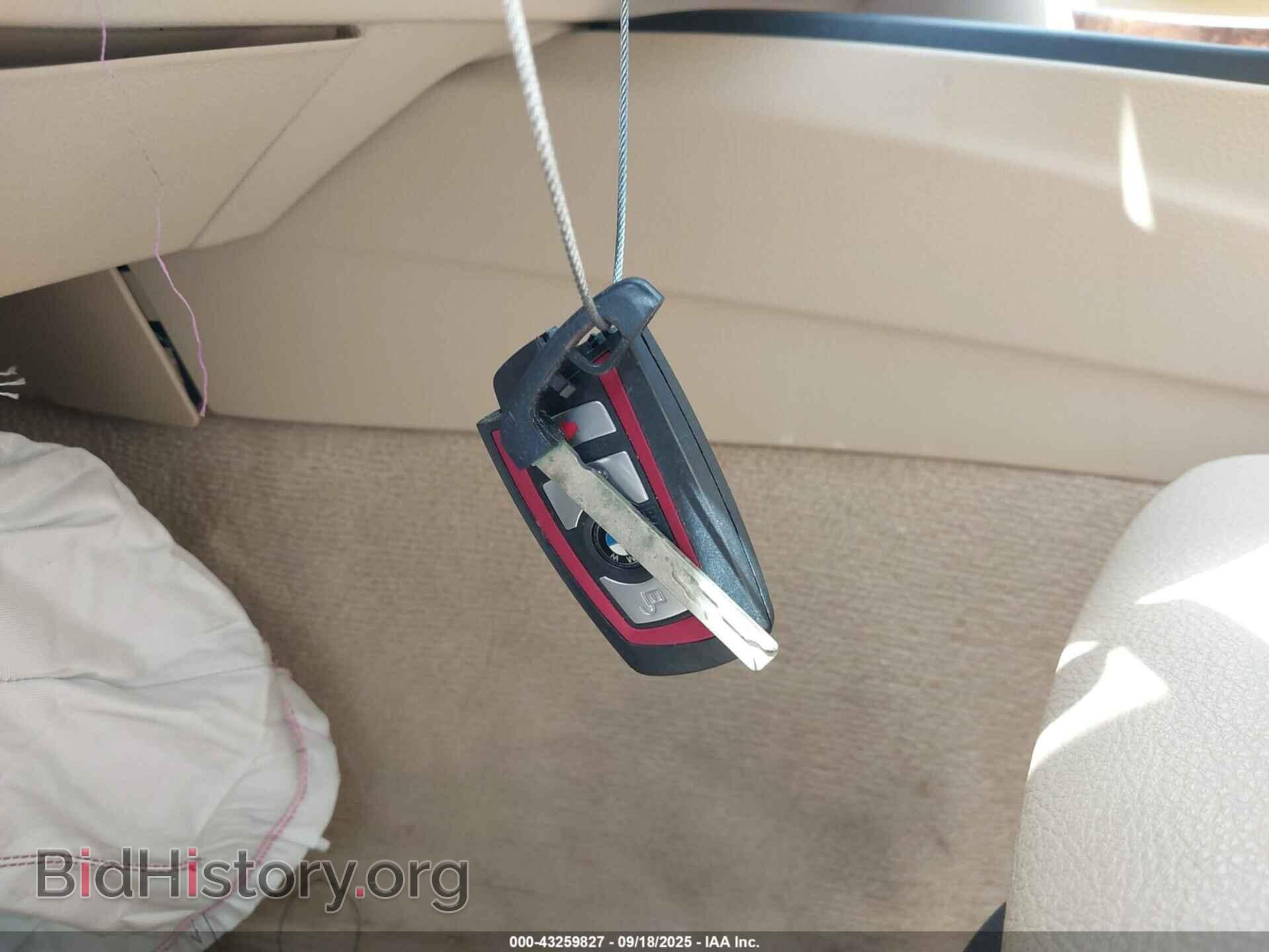 2016 BMW 328I - VIN: WBA8E9G53GNU28357 - Фото 11
