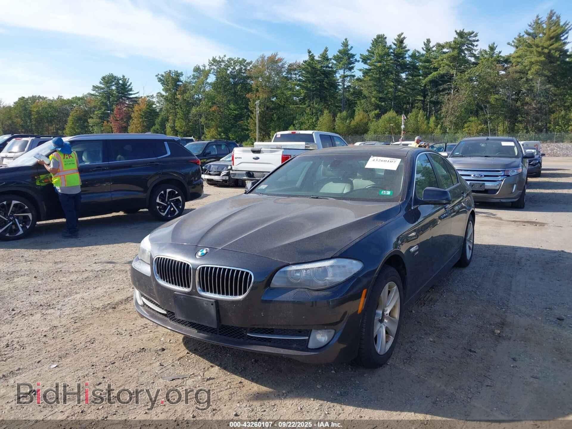 2012 BMW 528I - VIN: WBAXH5C58CDW06295 - Фото 2