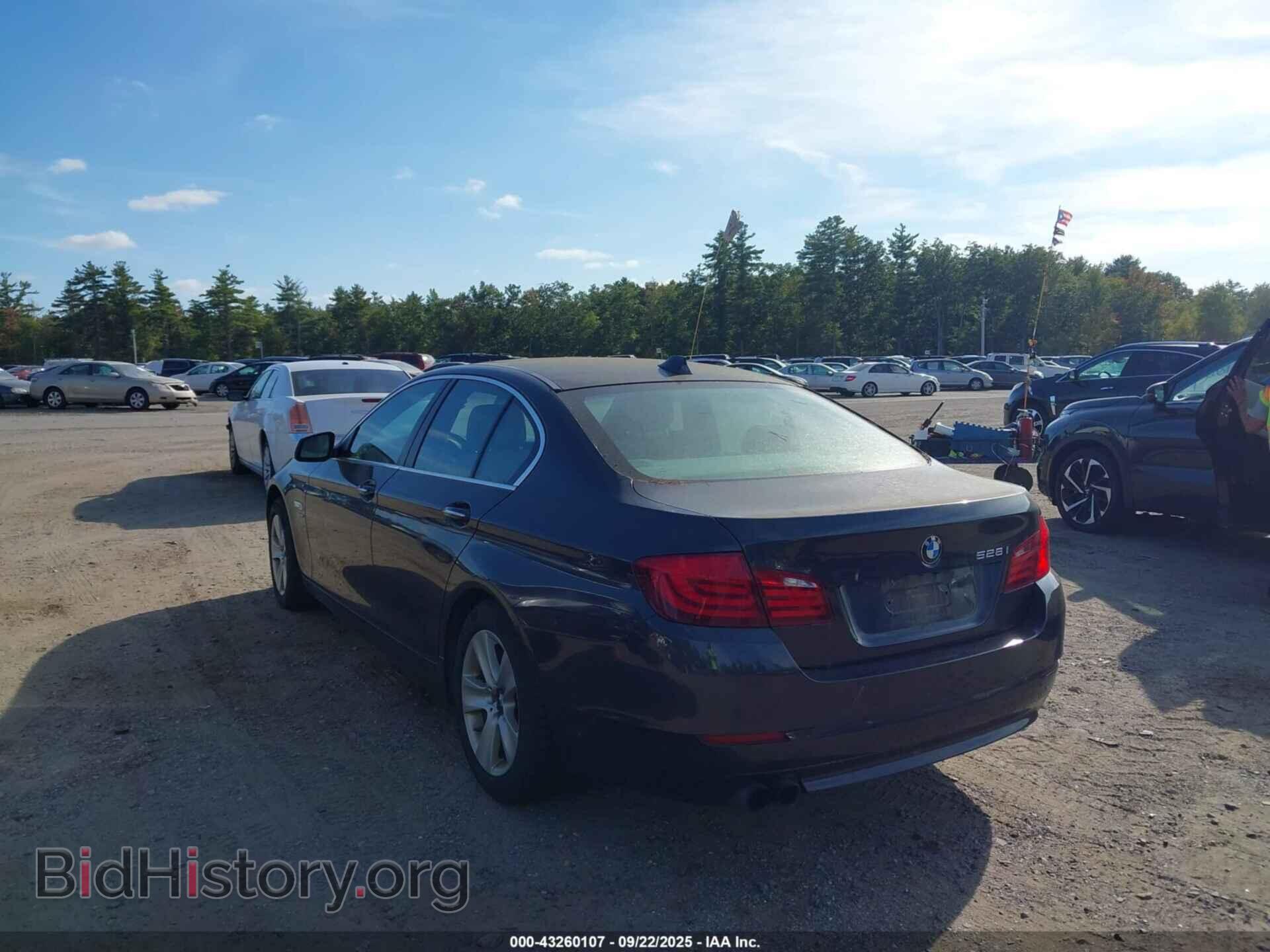 2012 BMW 528I - VIN: WBAXH5C58CDW06295 - Фото 3