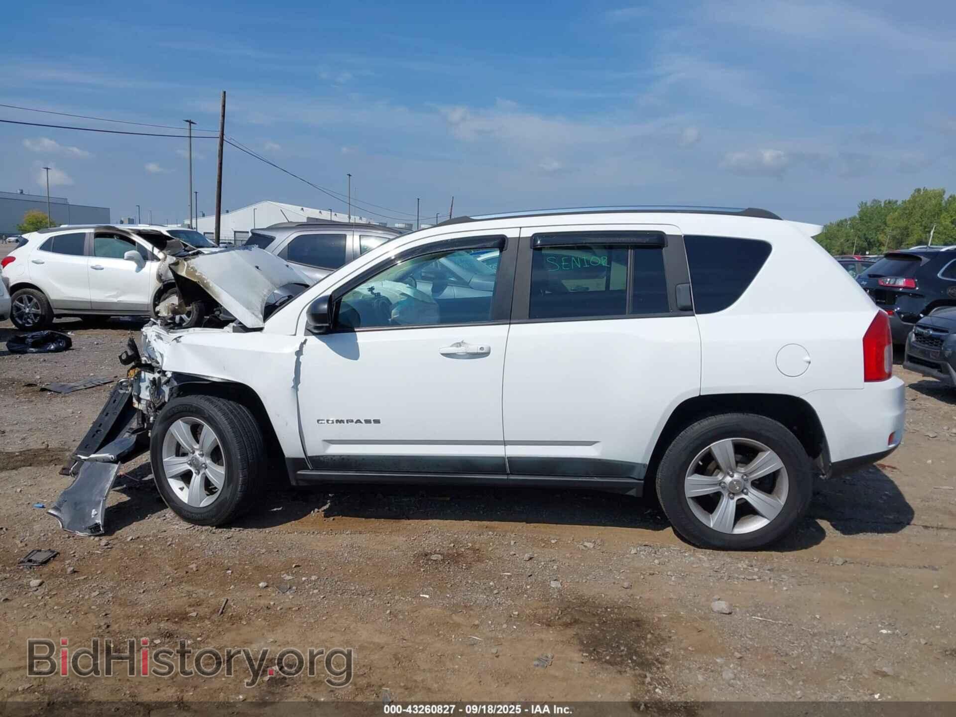 2011 JEEP COMPASS - VIN: 1J4NF1FB9BD259370 - Photo 14