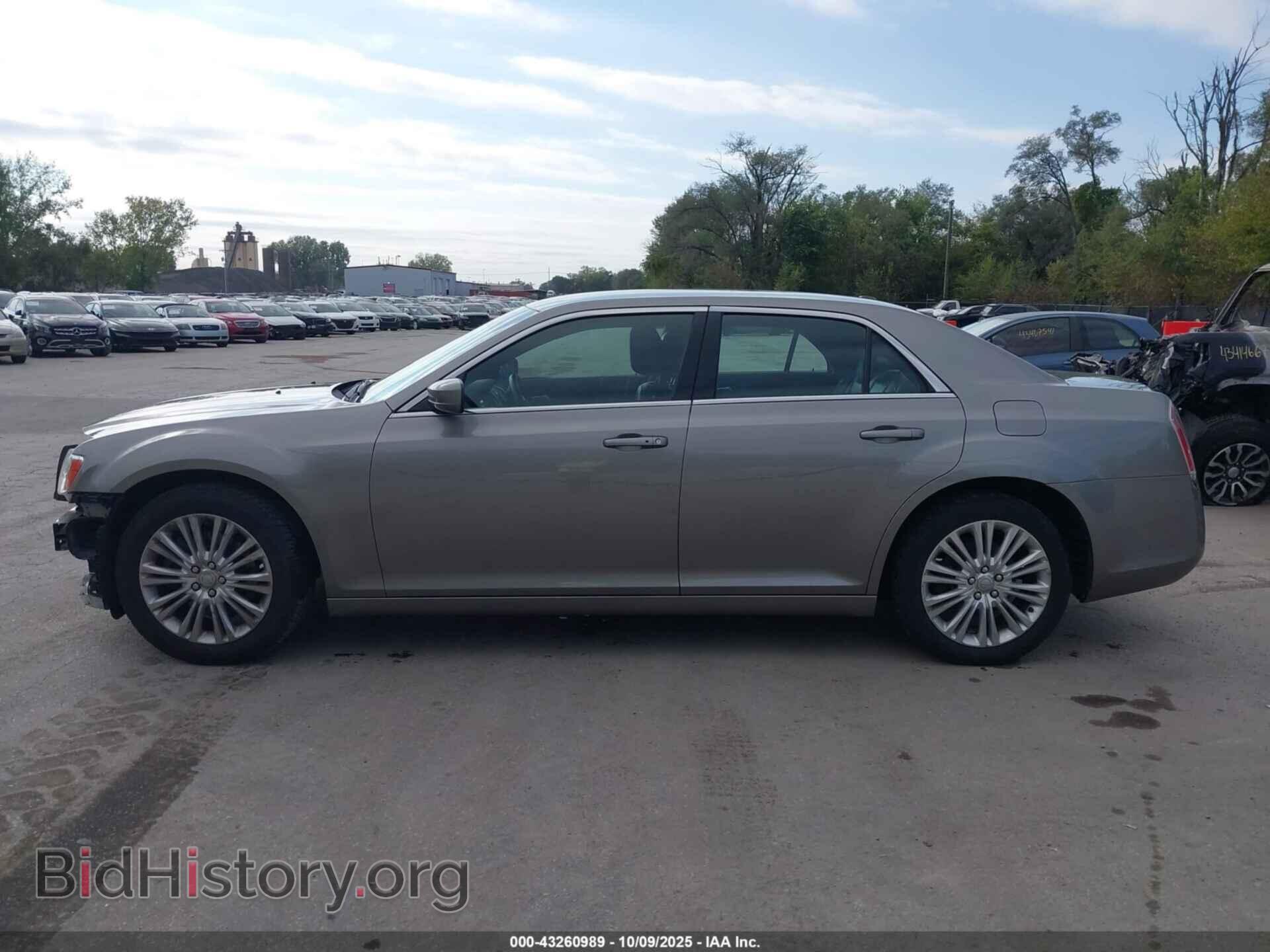 2014 CHRYSLER 300 - VIN: 2C3CCARG2EH142190 - Фото 14