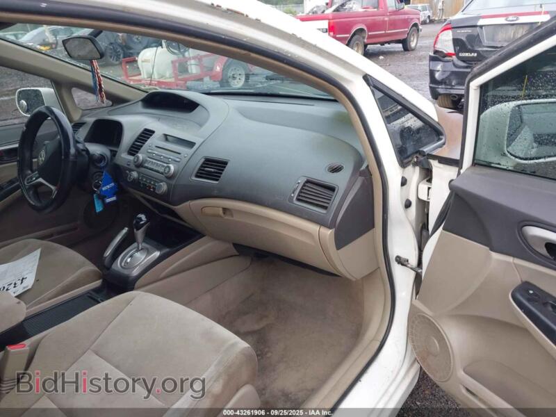 2011 Honda CIVIC (VIN 2HGFA1F80BH542998) — photo 5 of 16