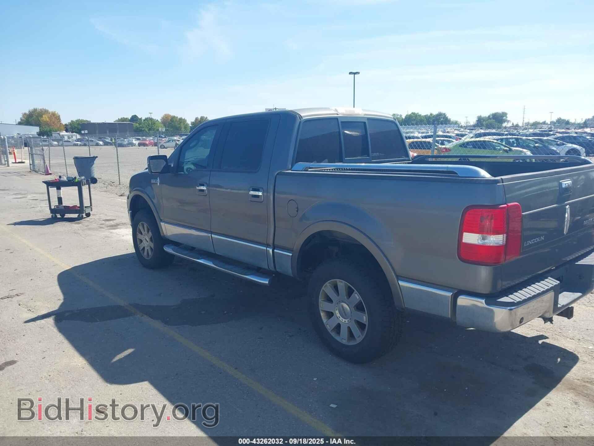 2006 LINCOLN MARK LT - VIN: 5LTPW18566FJ05468 - Фото 3