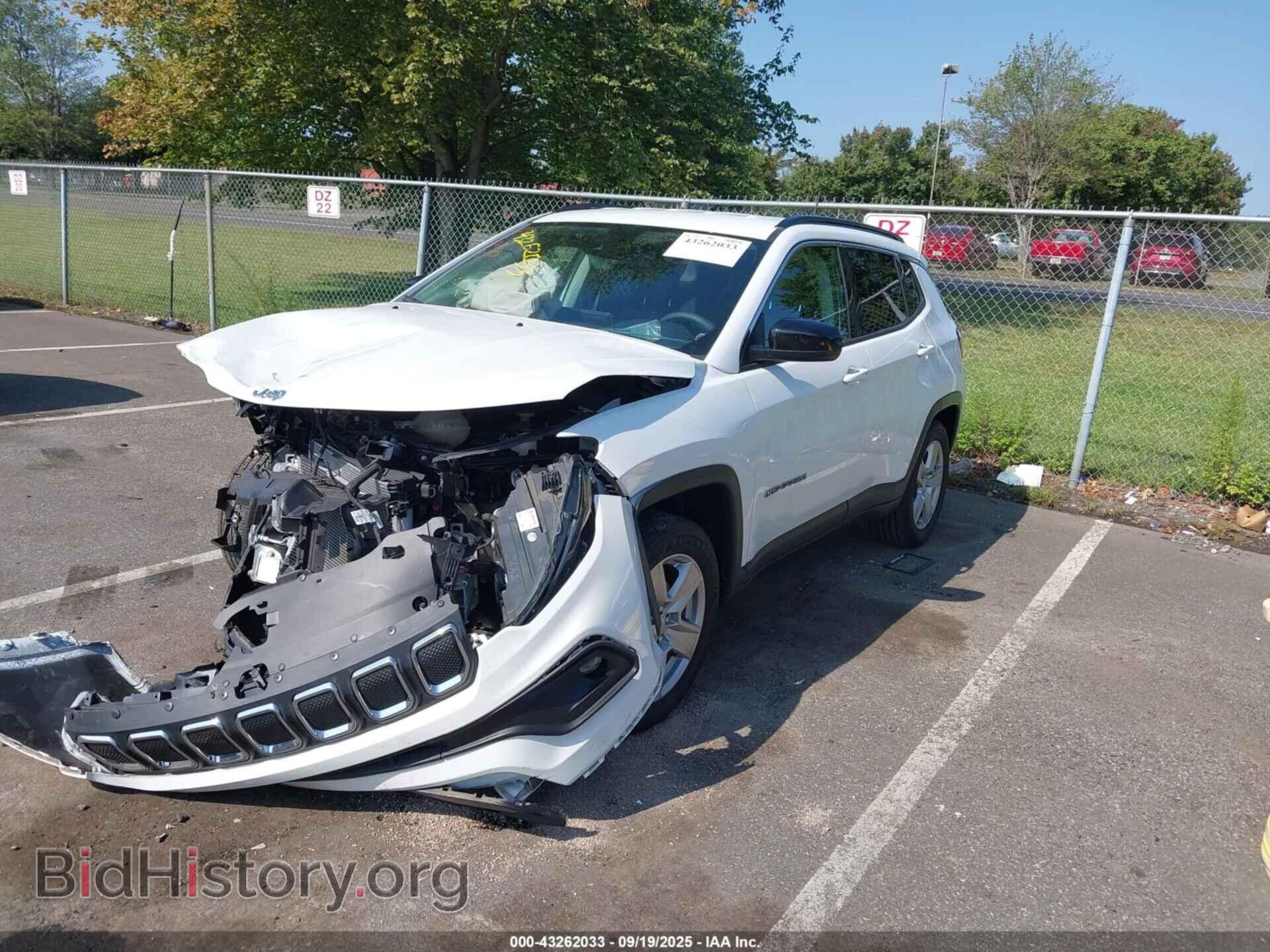 2022 JEEP COMPASS - VIN: 3C4NJCBB8NT198467 - Фото 2