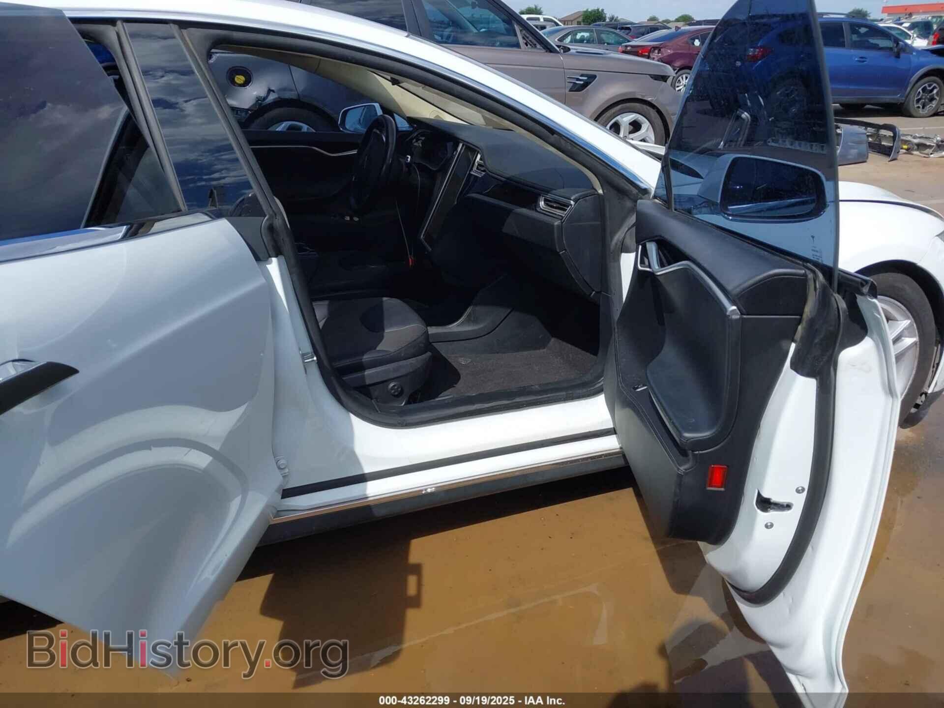 2014 TESLA MODEL S - VIN: 5YJSA1H17EFP41604 - Photo 5