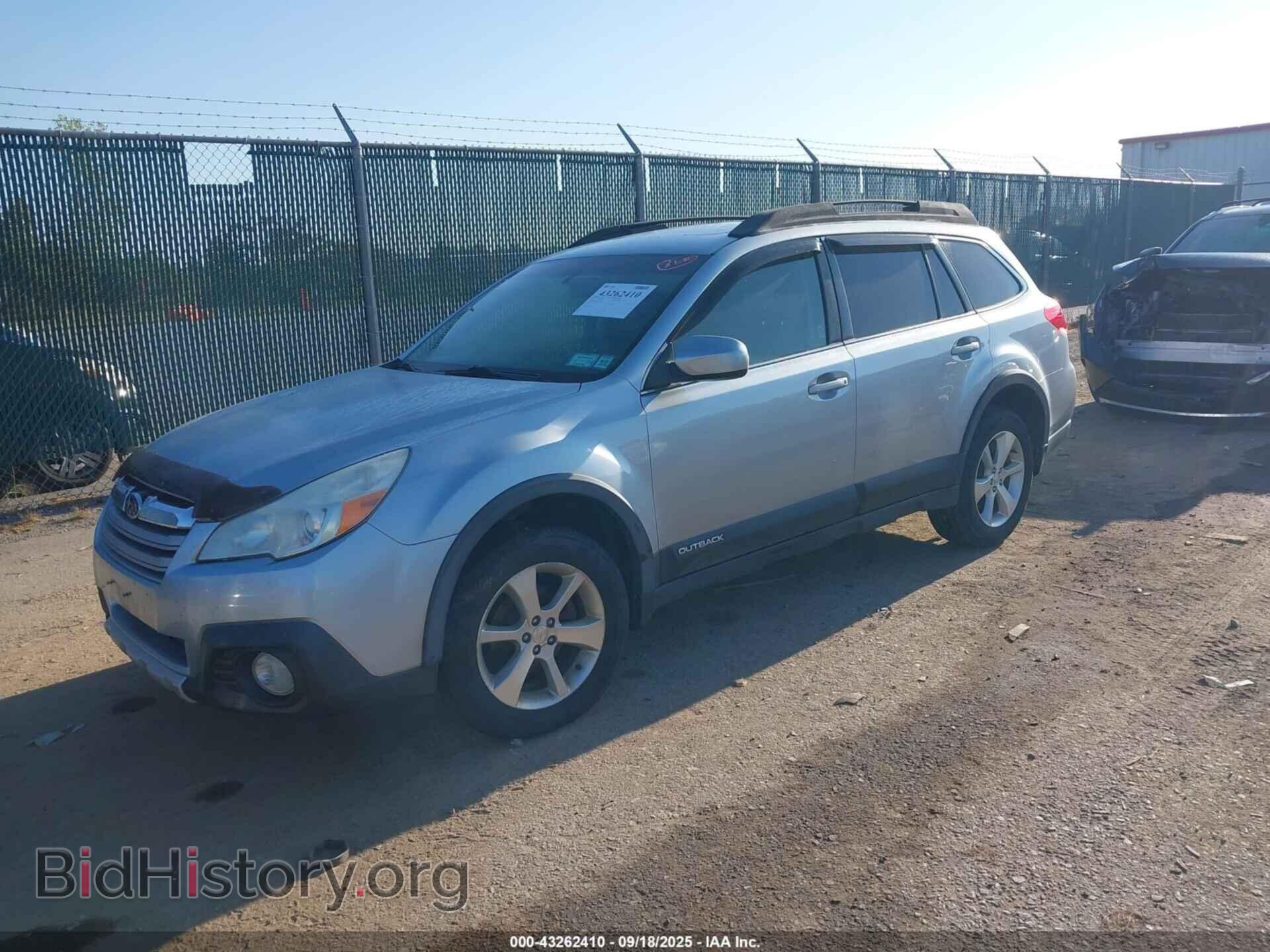 2013 SUBARU OUTBACK - VIN: 4S4BRBKCXD3302087 - Фото 2