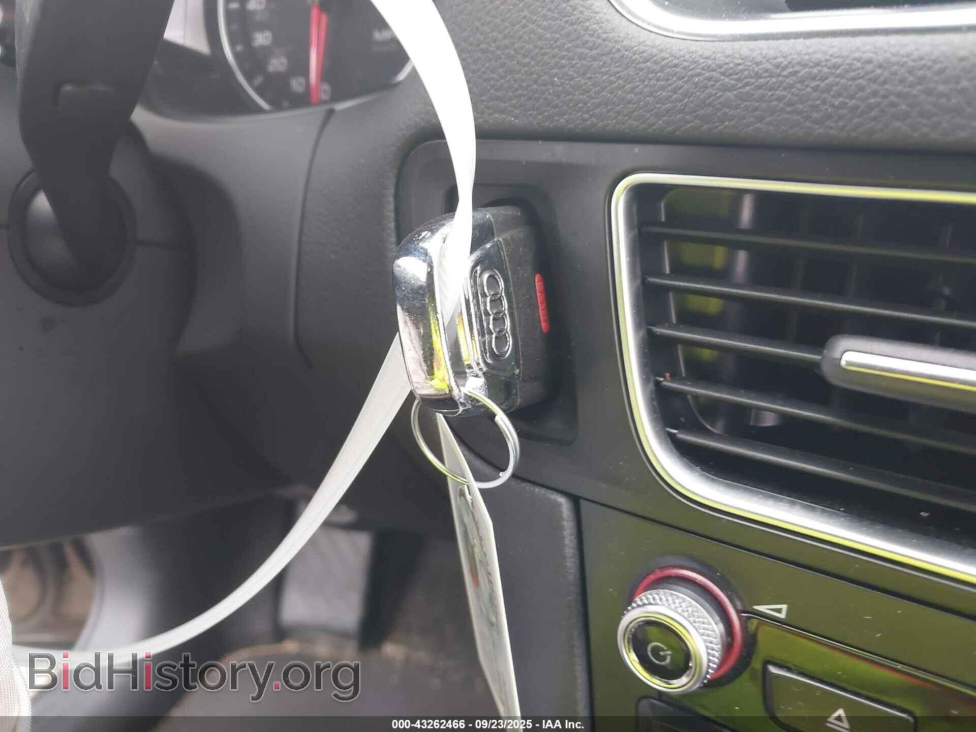 2015 AUDI Q5 - VIN: WA1DGAFP0FA045136 - Фото 11