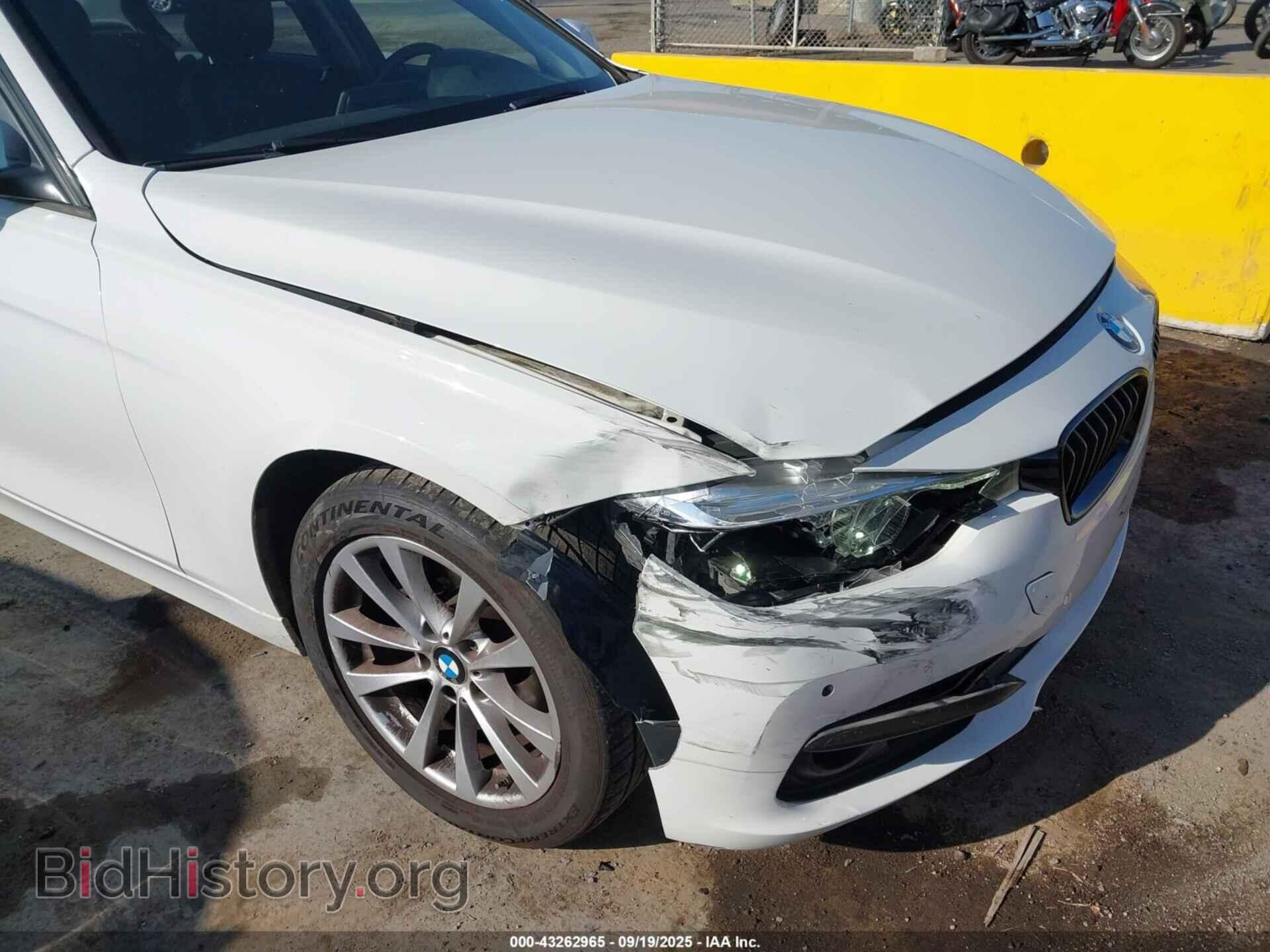 2018 BMW 320I - VIN: WBA8A9C55JAH12687 - Photo 6