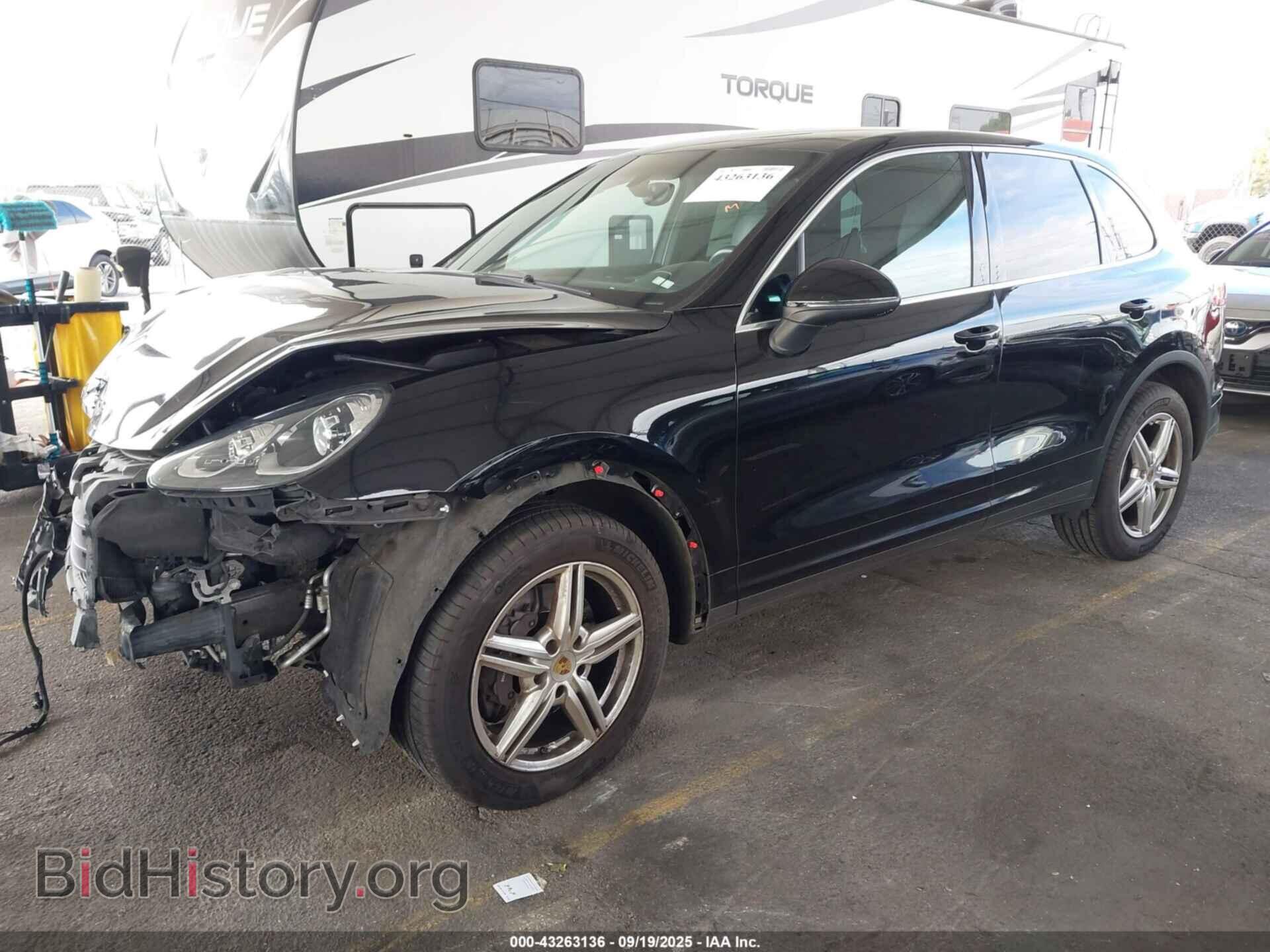 2016 PORSCHE CAYENNE - VIN: WP1AA2A22GLA03311 - Фото 2