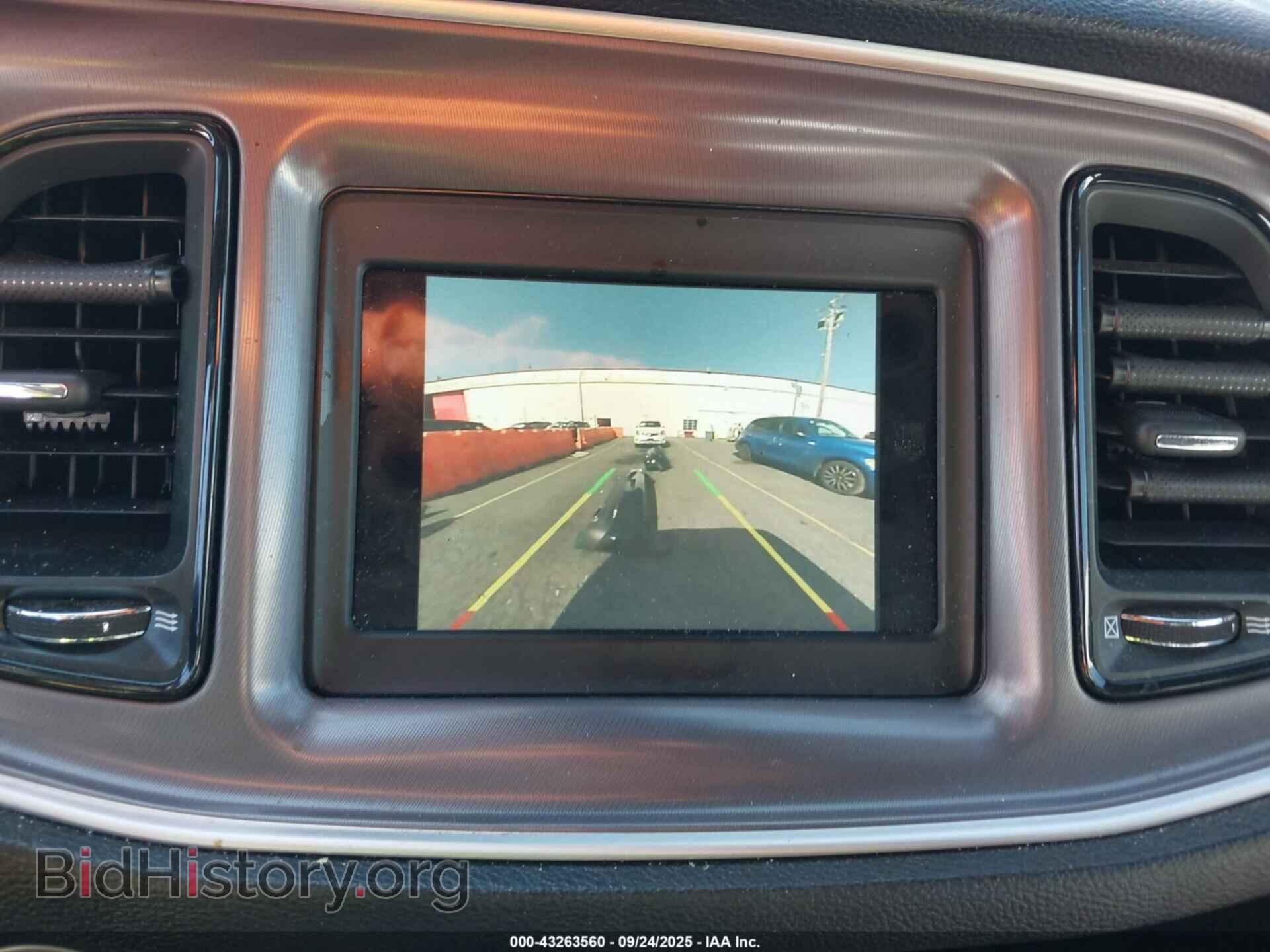 2019 DODGE CHALLENGER - VIN: 2C3CDZAG4KH687634 - Photo 19