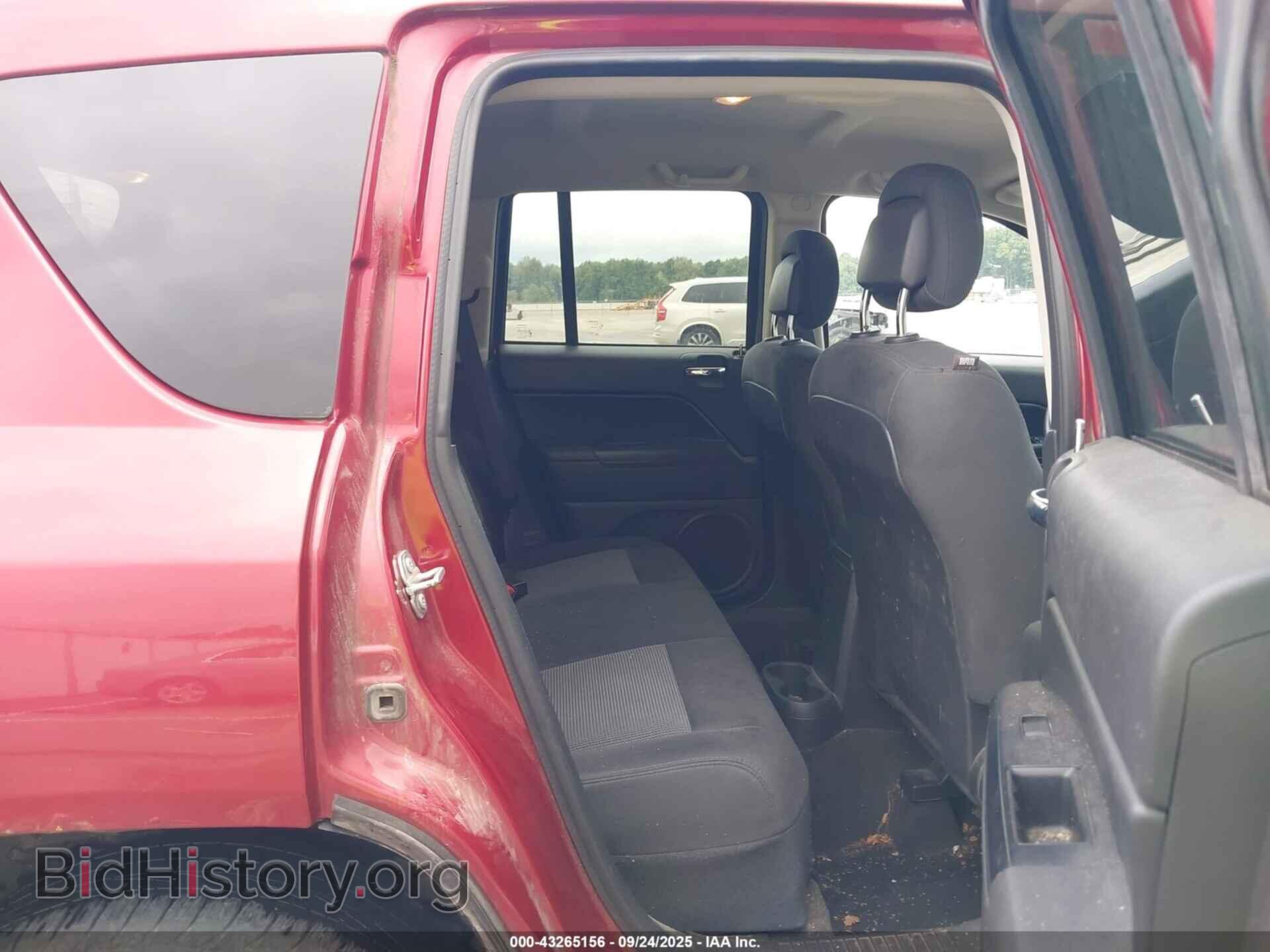 2016 JEEP COMPASS - VIN: 1C4NJDBB3GD671562 - Фото 8