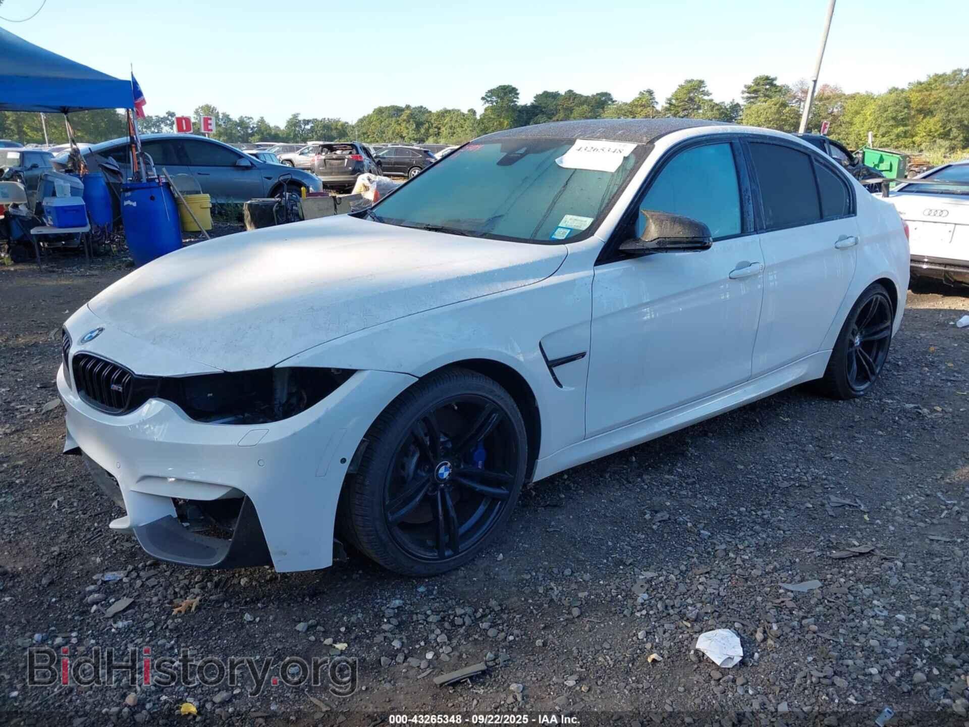 2017 BMW M3 - VIN: WBS8M9C38H5G85599 - Фото 2