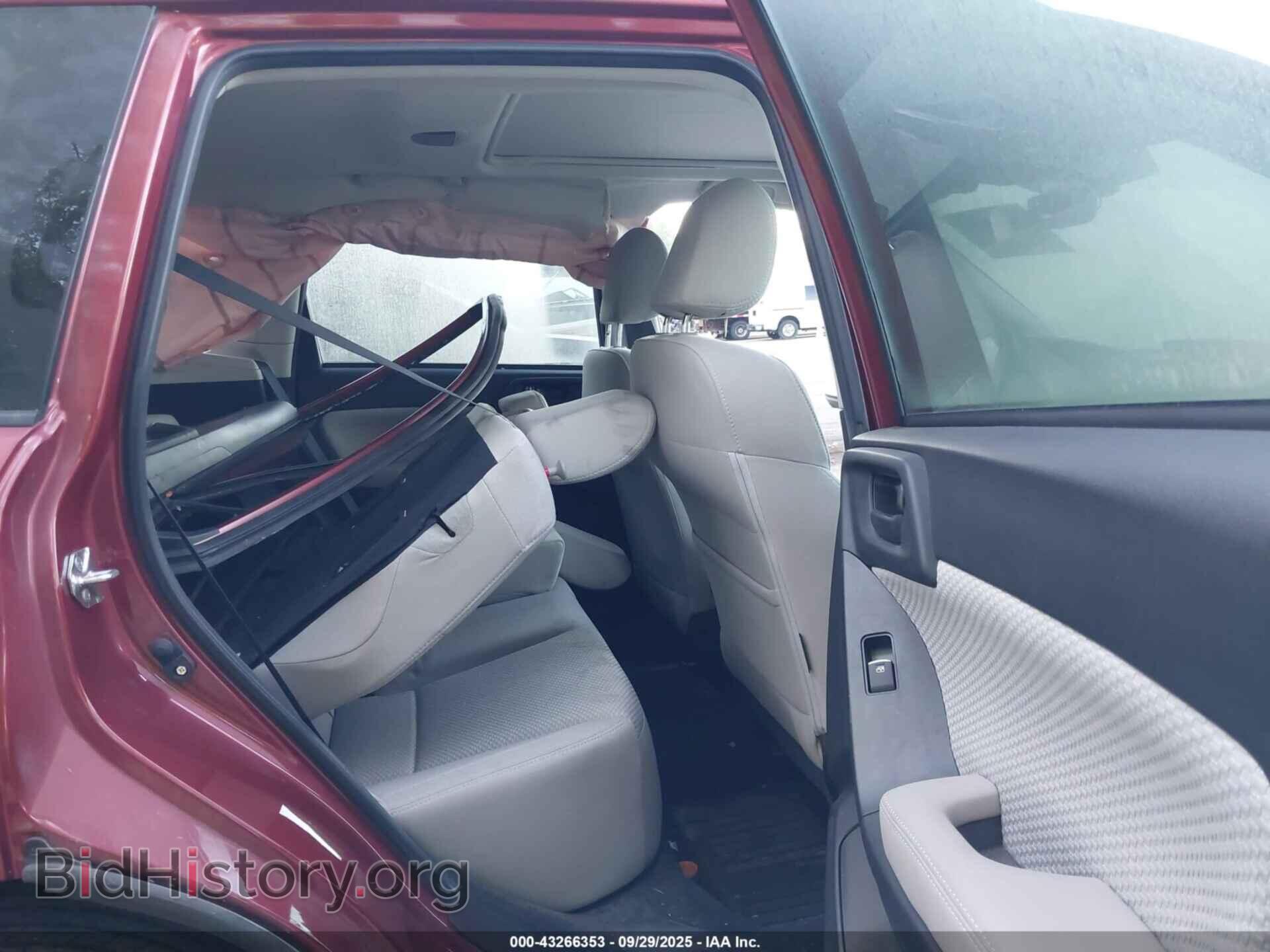 2017 SUBARU FORESTER - VIN: JF2SJAEC0HH415686 - Фото 8