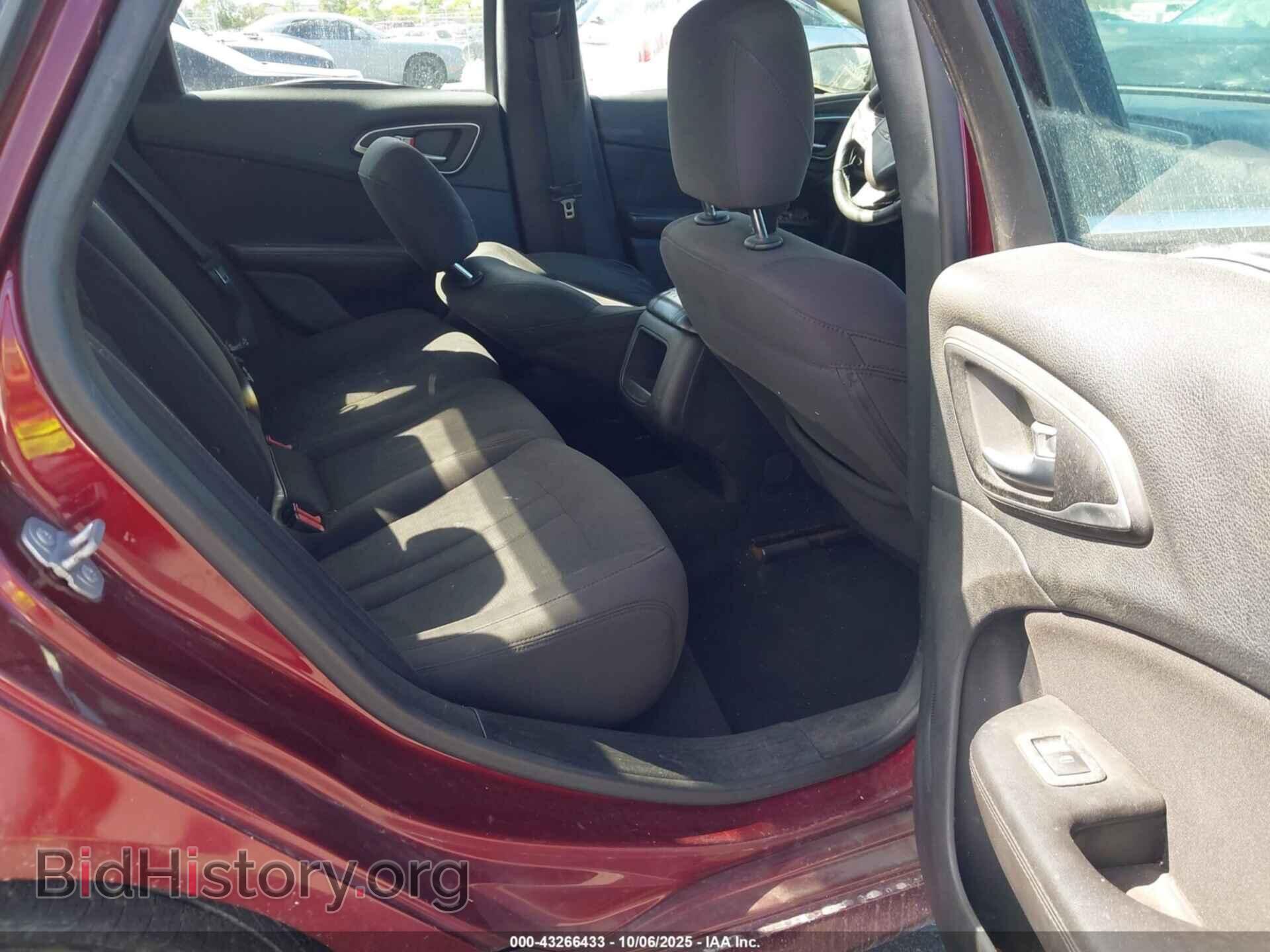 2015 CHRYSLER 200 - VIN: 1C3CCCAB5FN552762 - Фото 8
