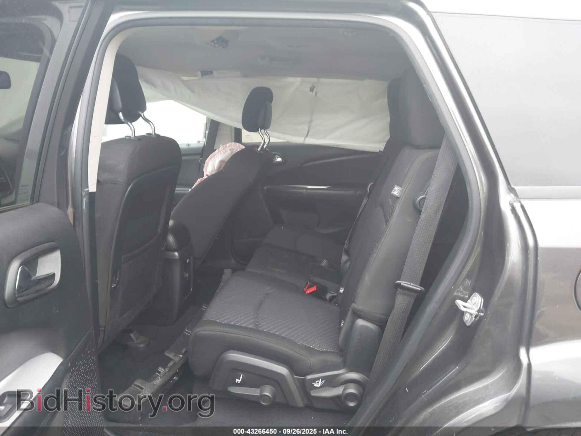 2019 DODGE JOURNEY - VIN: 3C4PDCBG0KT863174 - Фото 8