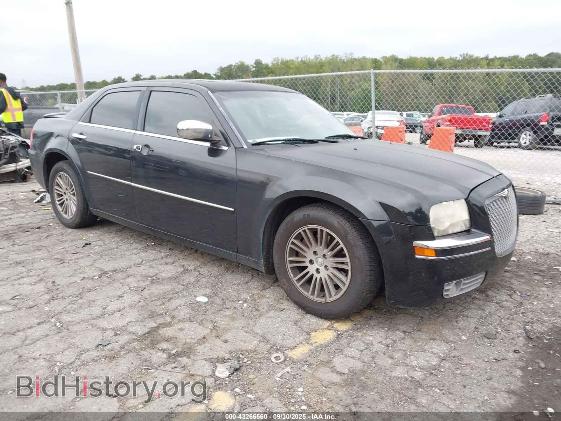 Photo 2C3CA5CV7AH168007 - CHRYSLER 300 2010