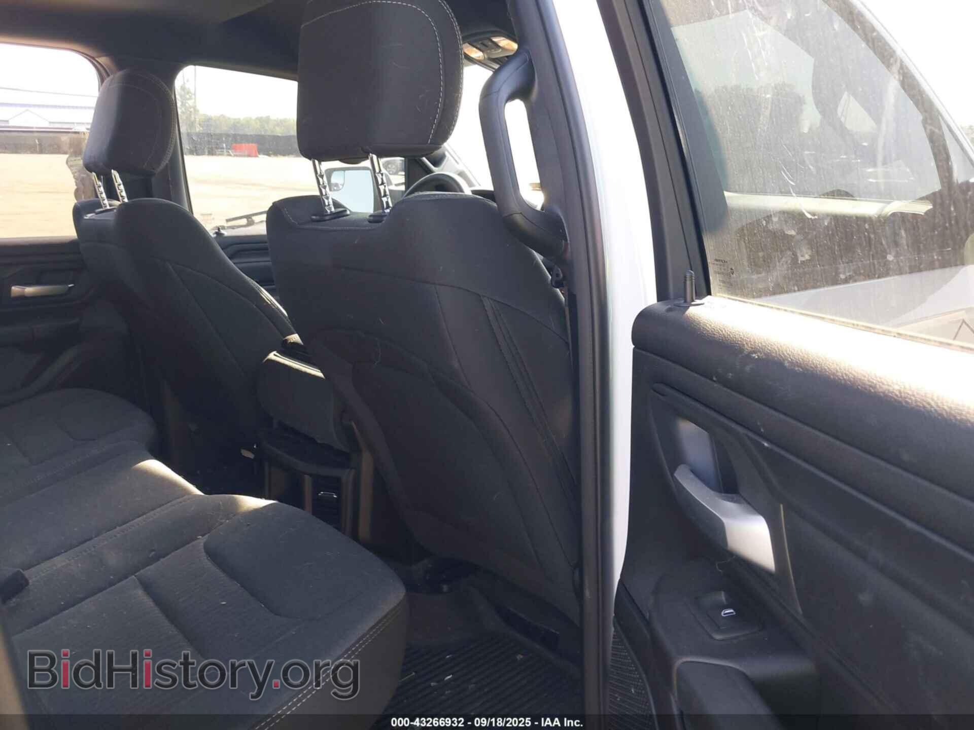 2024 RAM 1500 - VIN: 1C6RRFCG7RN203452 - Фото 8