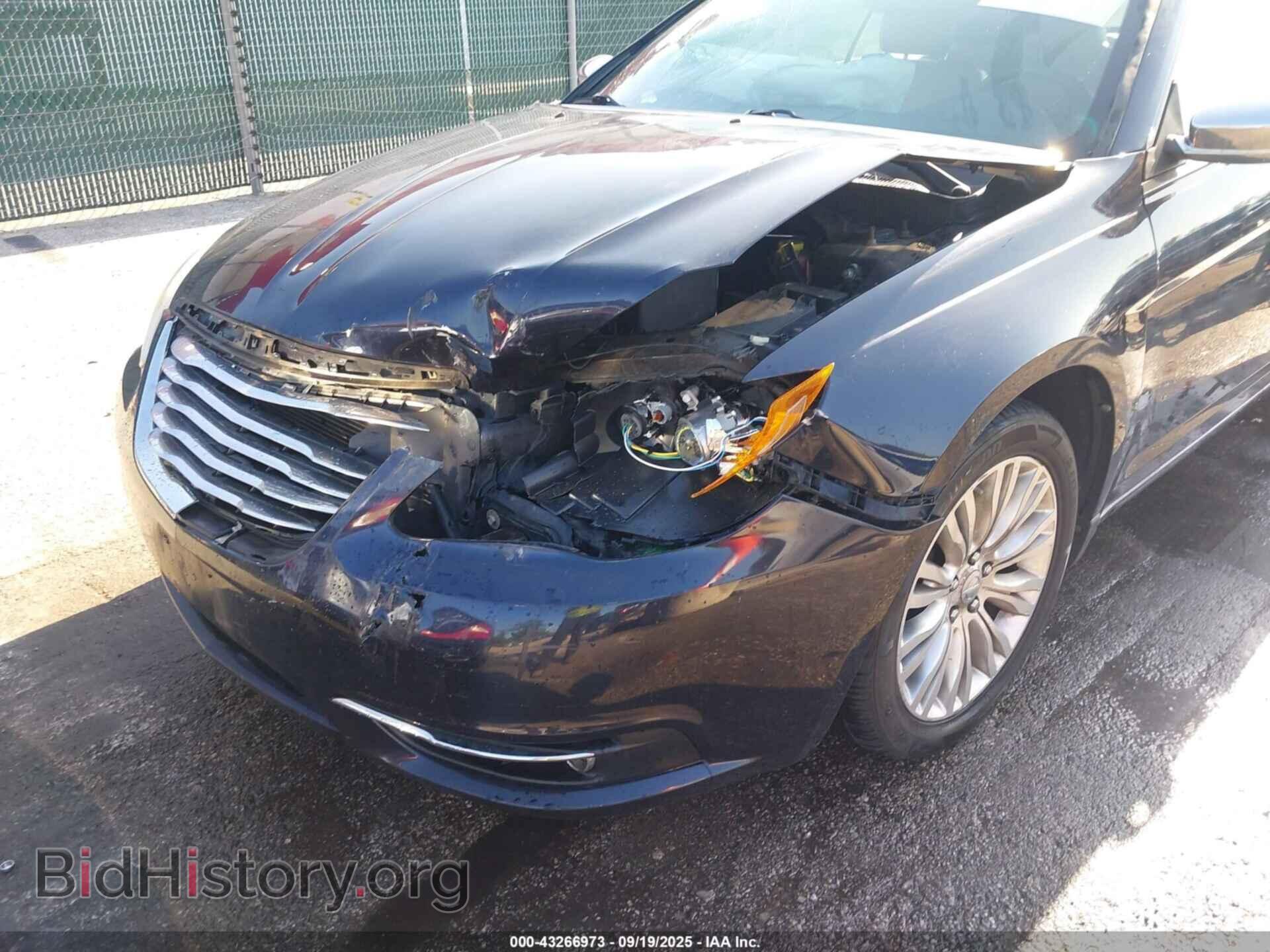 2011 CHRYSLER 200 - VIN: 1C3BC7EG2BN530270 - Фото 6