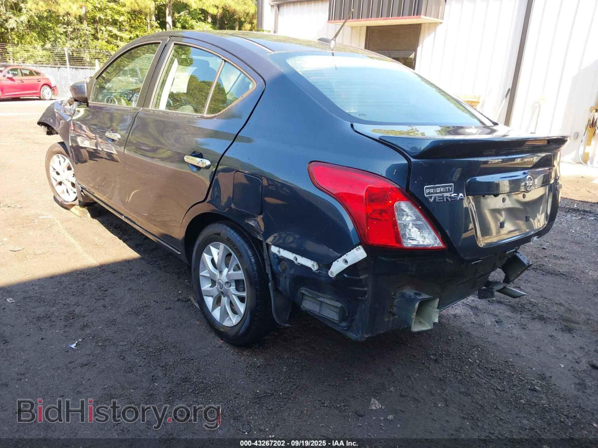 2017 NISSAN VERSA - VIN: 3N1CN7AP3HL870247 - Фото 3