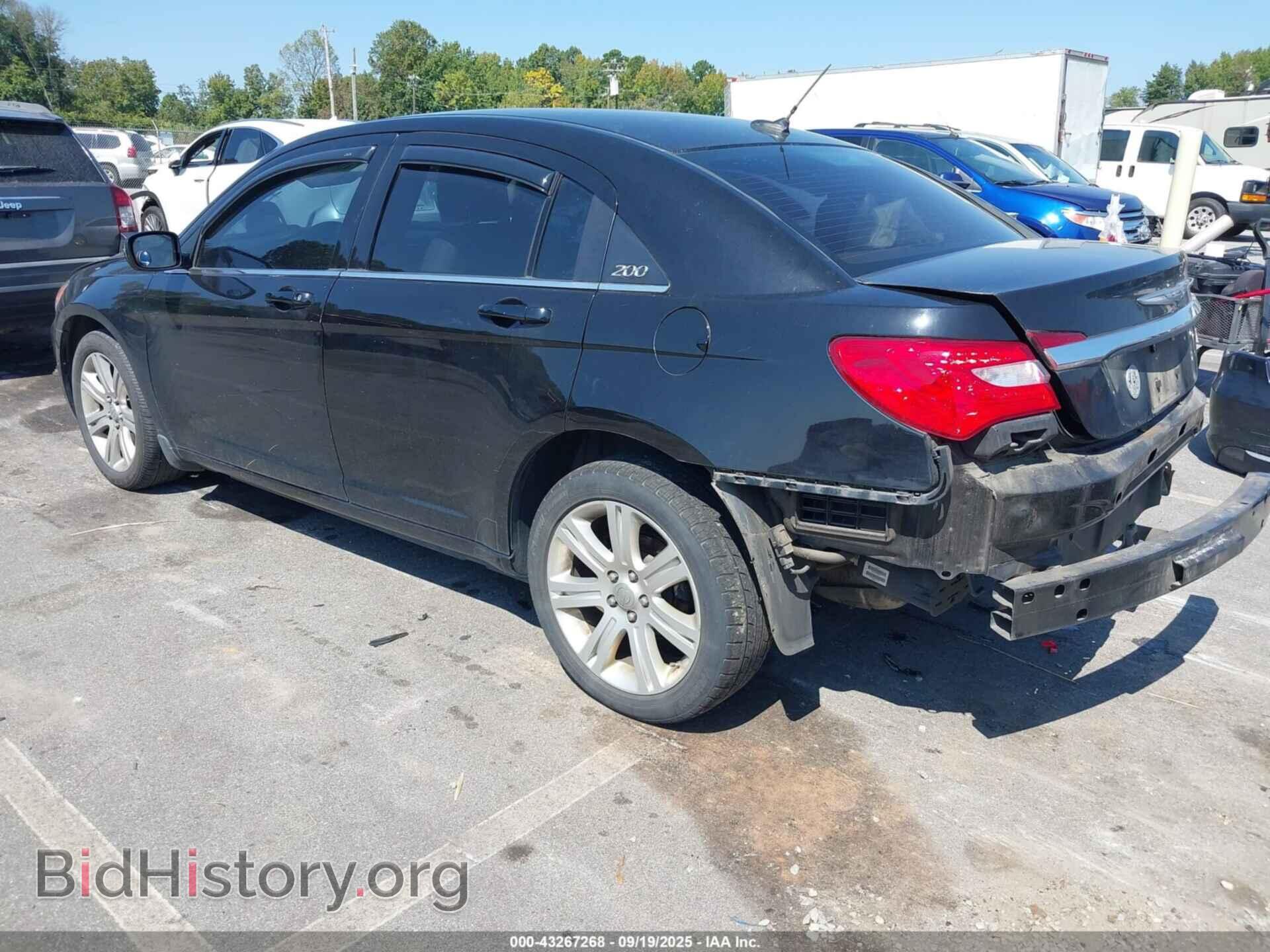 2012 CHRYSLER 200 - VIN: 1C3CCBBB2CN129335 - Фото 3