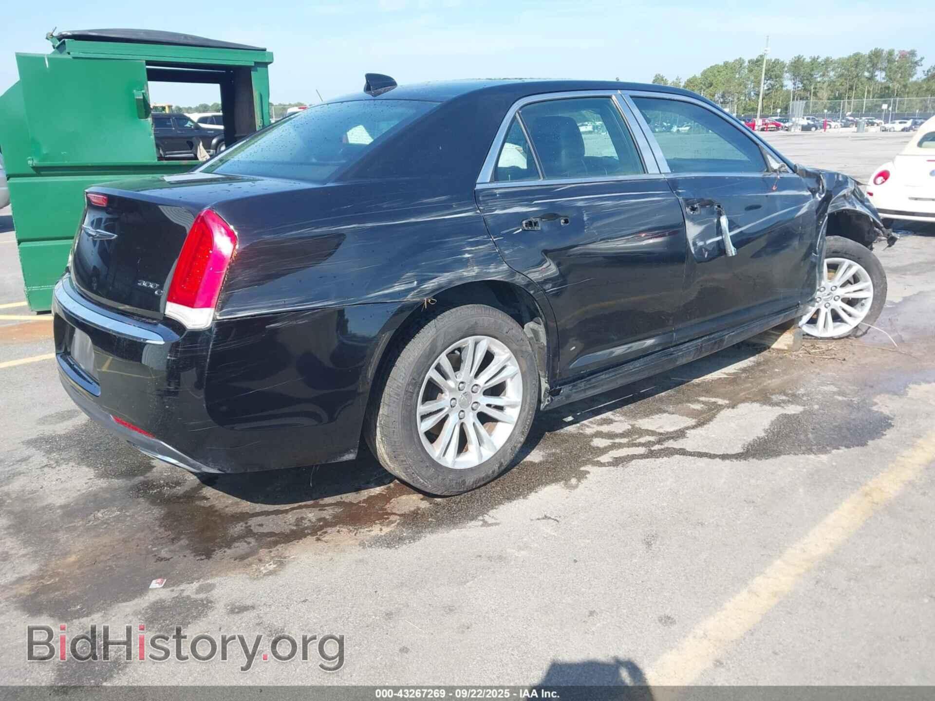 2017 CHRYSLER 300C - VIN: 2C3CCAEG2HH610106 - Фото 4