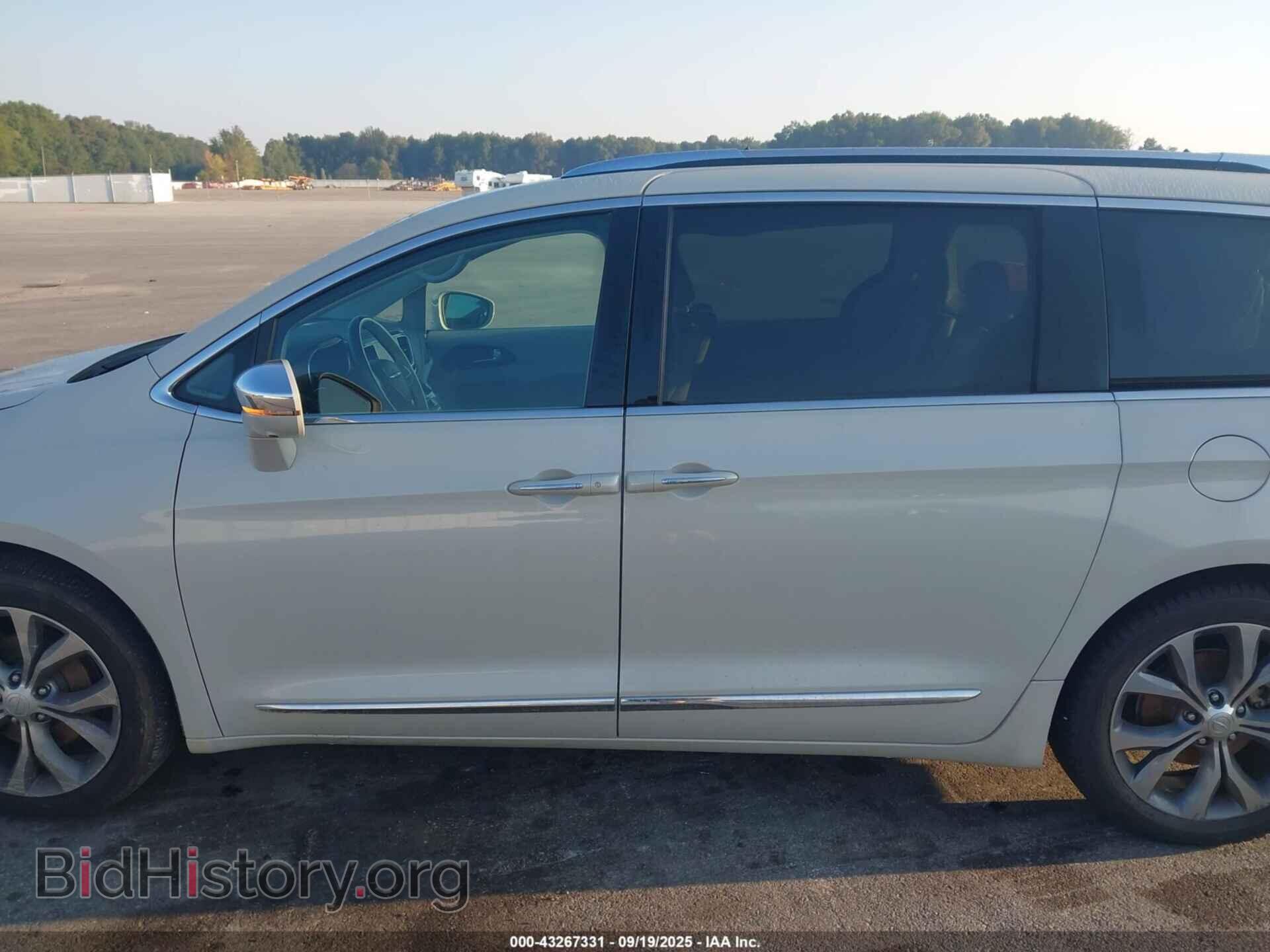 2020 CHRYSLER PACIFICA - VIN: 2C4RC1GG9LR177552 - Фото 13