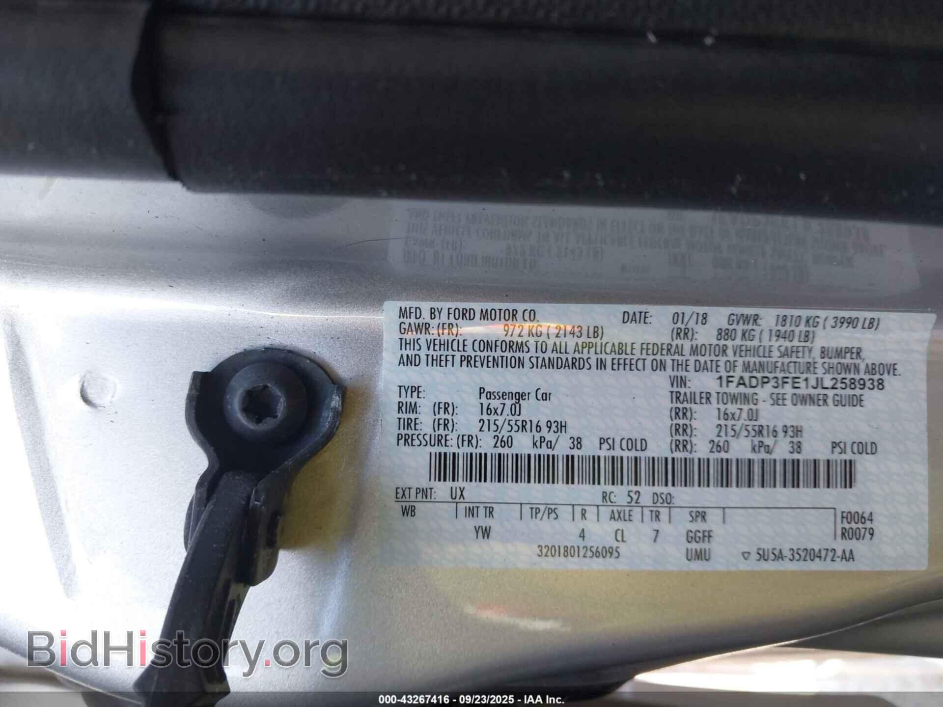 2018 FORD FOCUS - VIN: 1FADP3FE1JL258938 - Photo 9