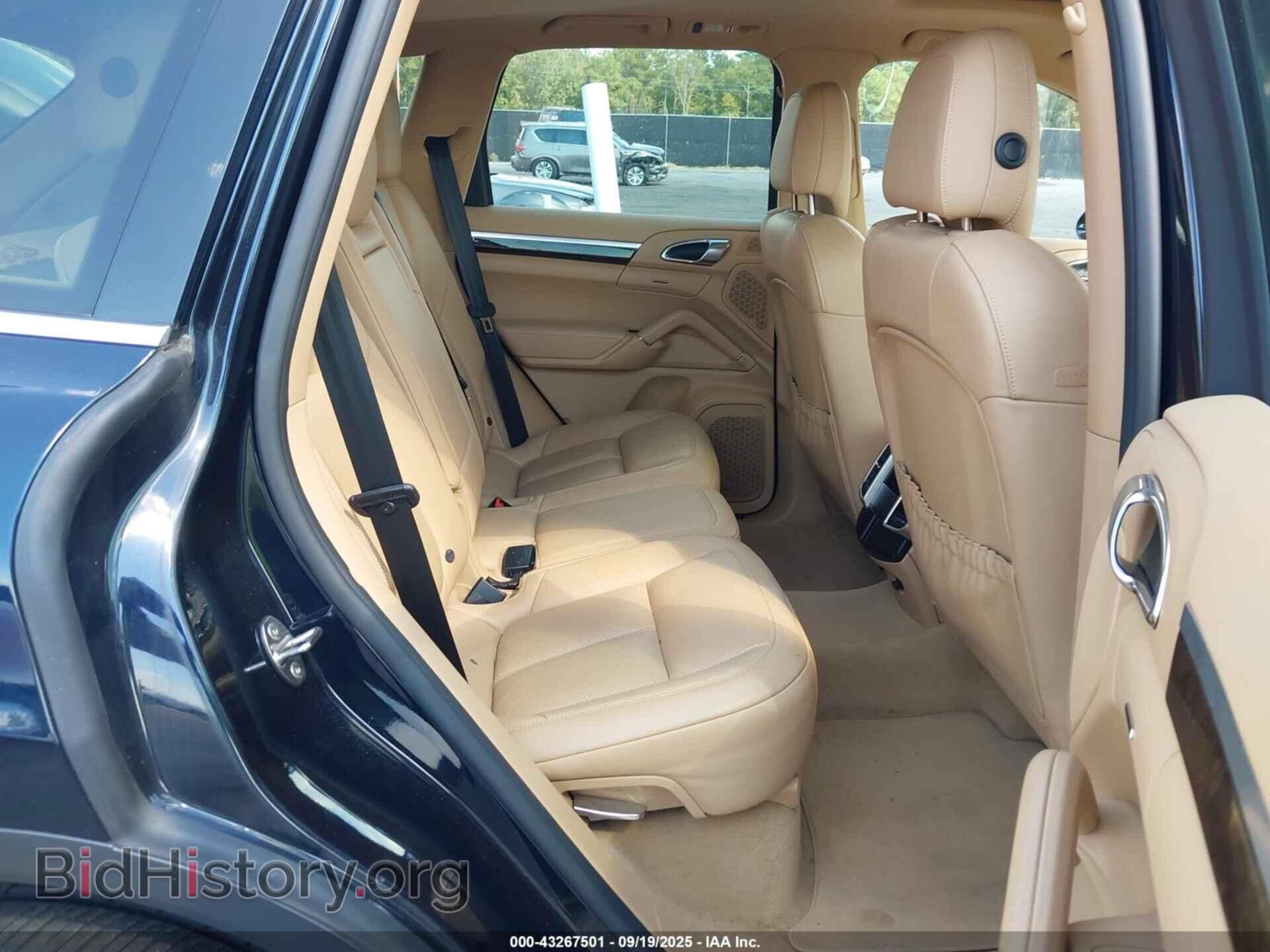 2016 PORSCHE CAYENNE - VIN: WP1AA2A2XGLA00611 - Фото 8
