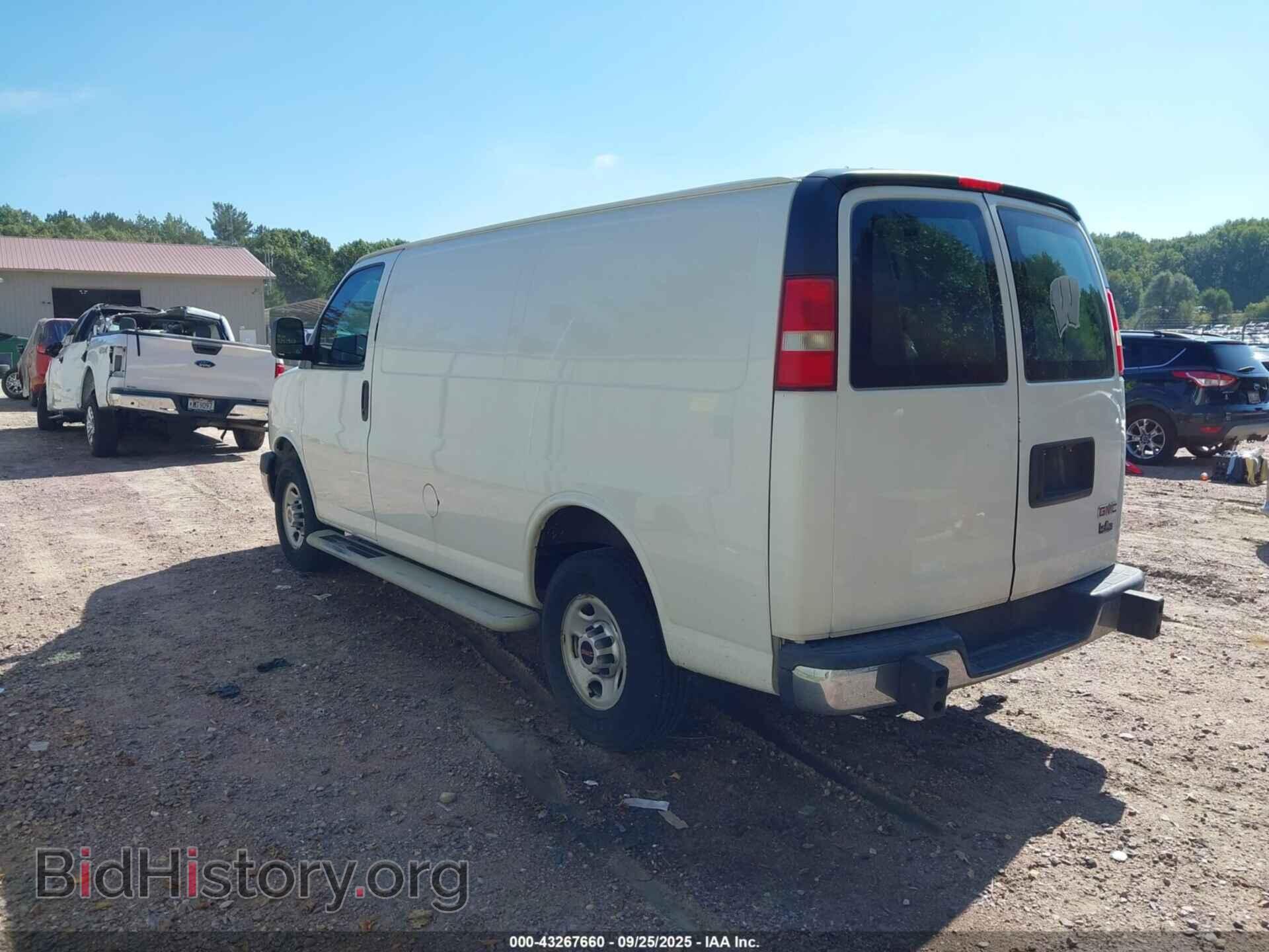 2014 GMC SAVANA 2500 - VIN: 1GTW7FCA9E1915444 - Фото 3