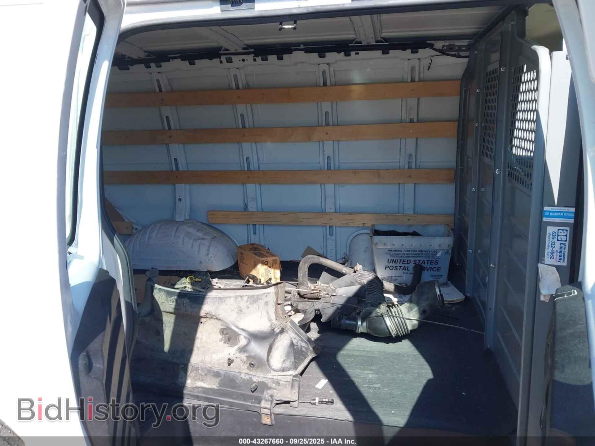 2014 GMC SAVANA 2500 - VIN: 1GTW7FCA9E1915444 - Фото 8
