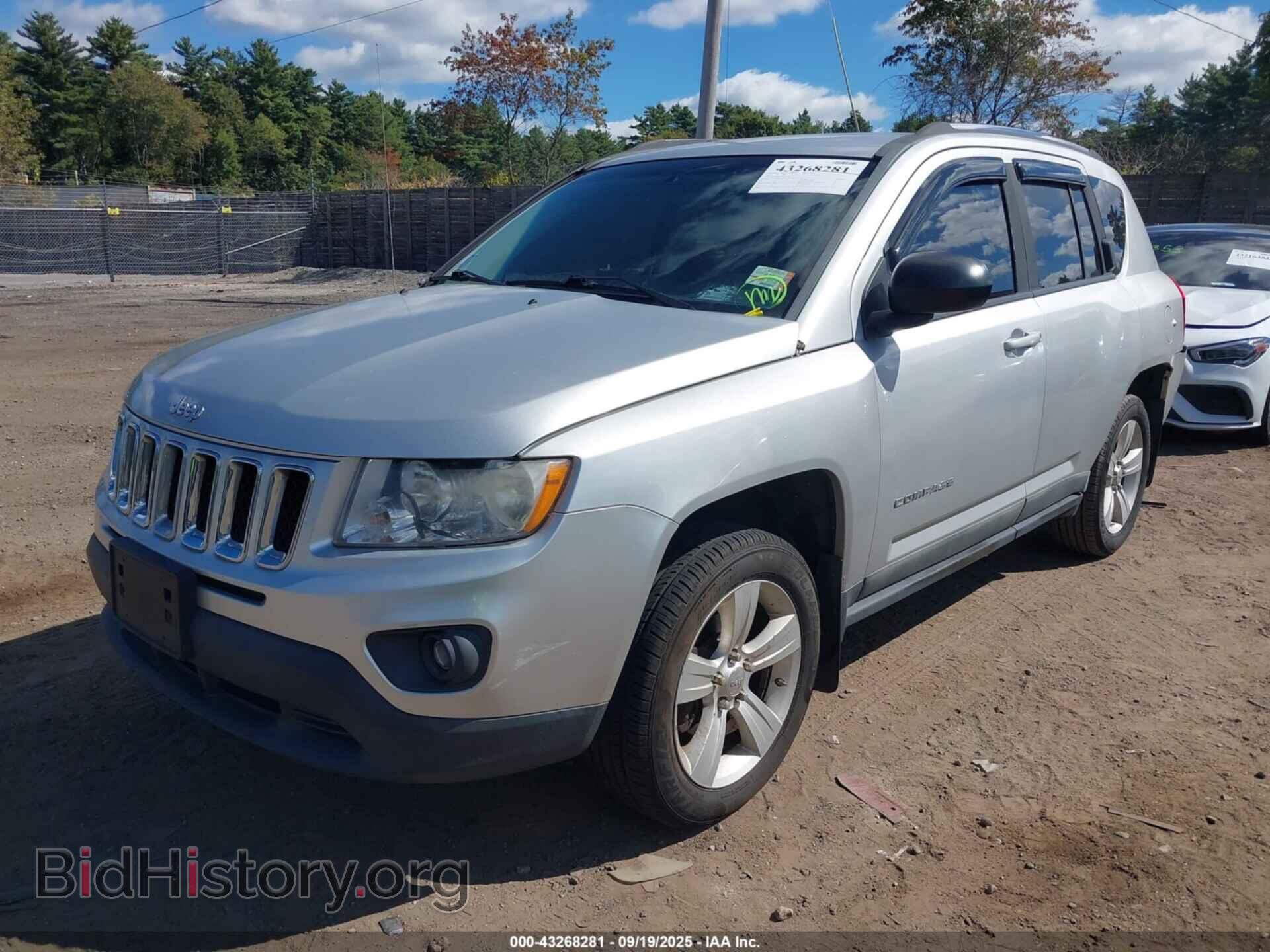 2012 JEEP COMPASS - VIN: 1C4NJDBB9CD506934 - Фото 2