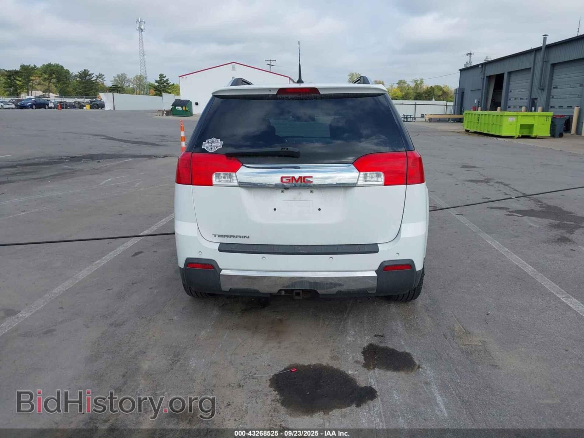 2011 GMC TERRAIN - VIN: 2CTALWEC8B6270920 - Photo 16