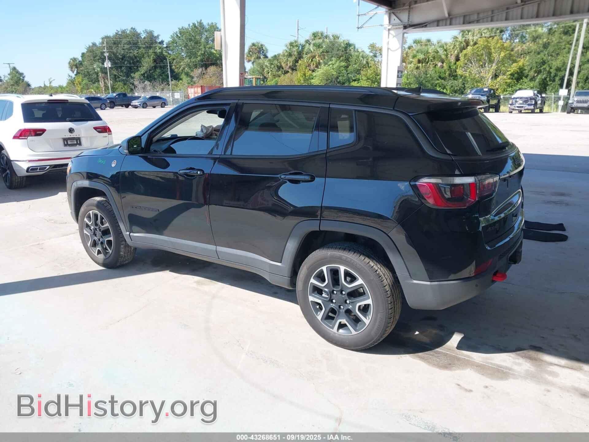 2019 JEEP COMPASS - VIN: 3C4NJDDB0KT595699 - Фото 3