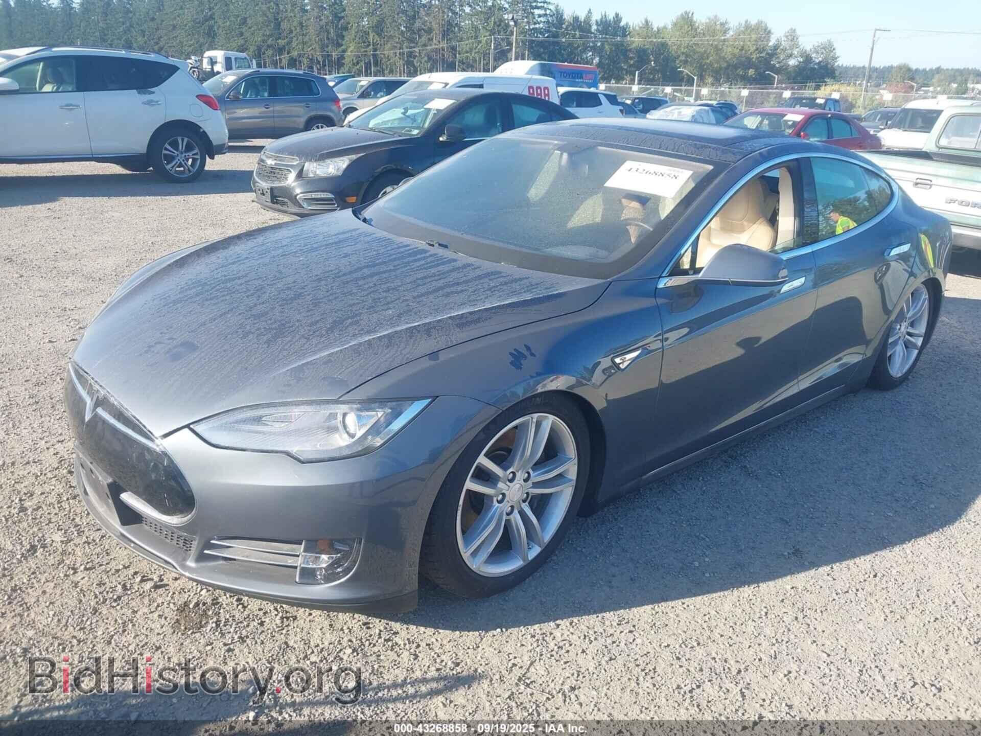 2013 TESLA MODEL S - VIN: 5YJSA1CN7DFP15593 - Photo 2