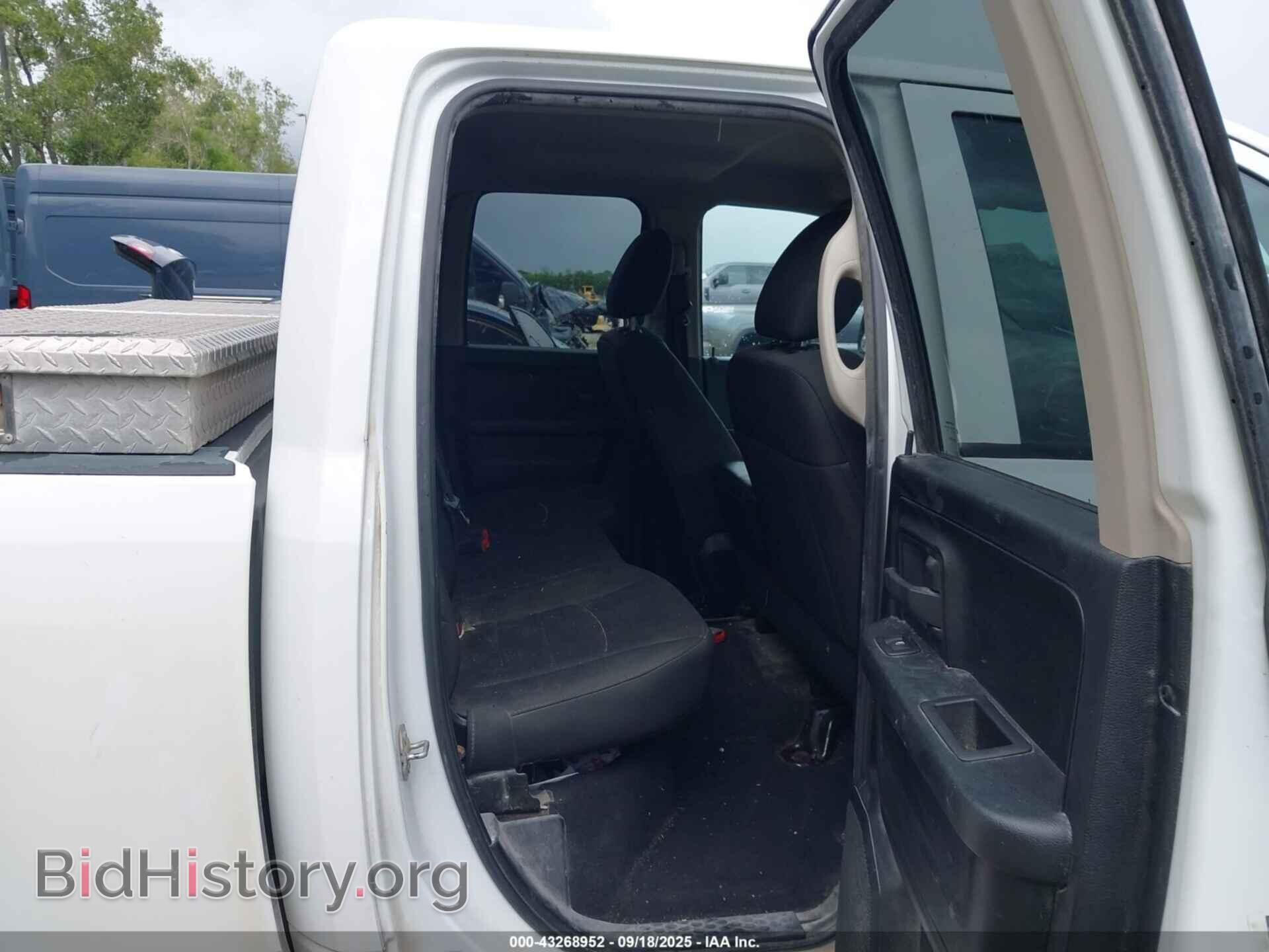 2018 RAM 1500 - VIN: 1C6RR6FT7JS325663 - Фото 8