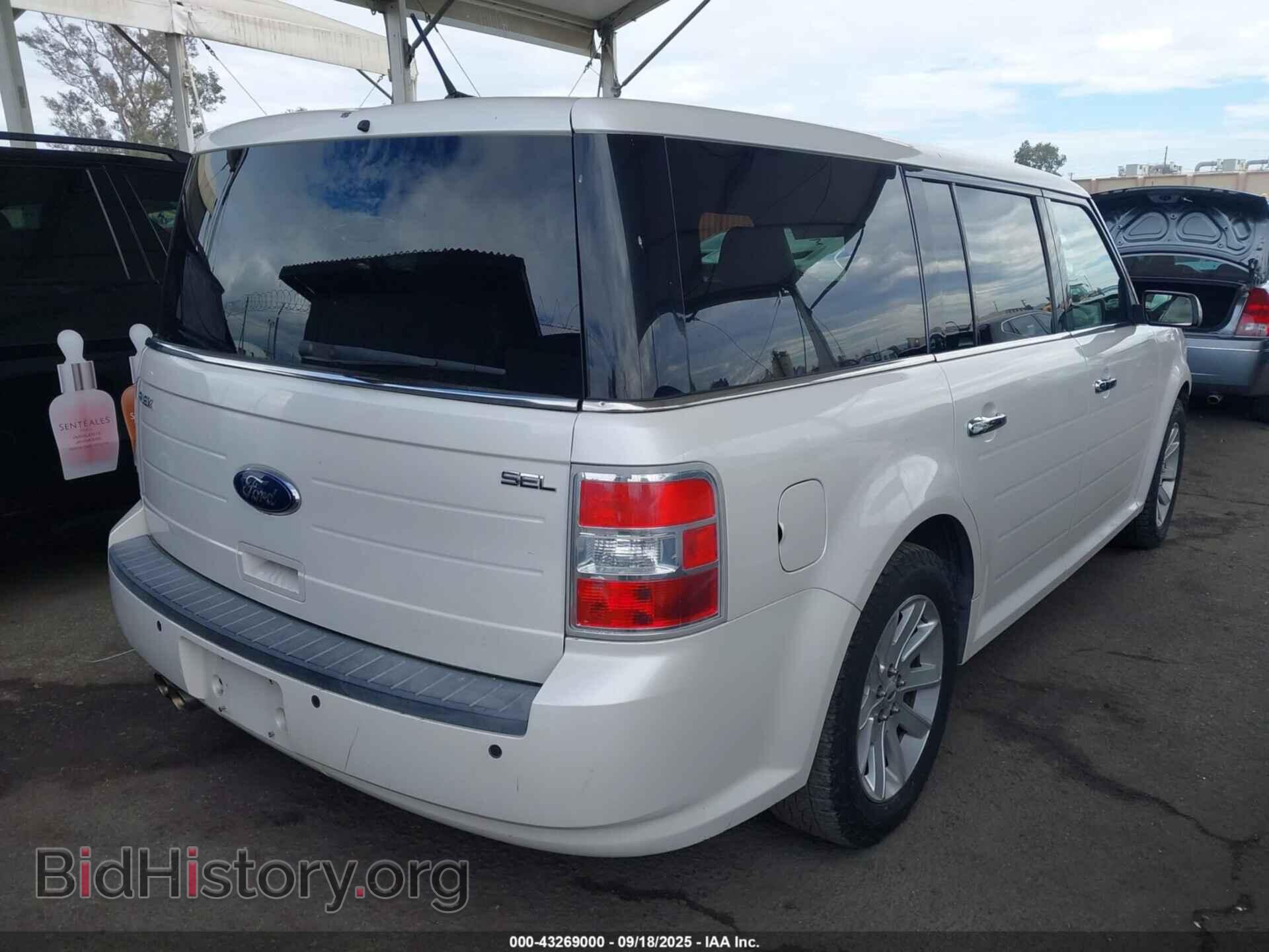 2011 FORD FLEX - VIN: 2FMGK5CC7BBD19033 - Фото 4