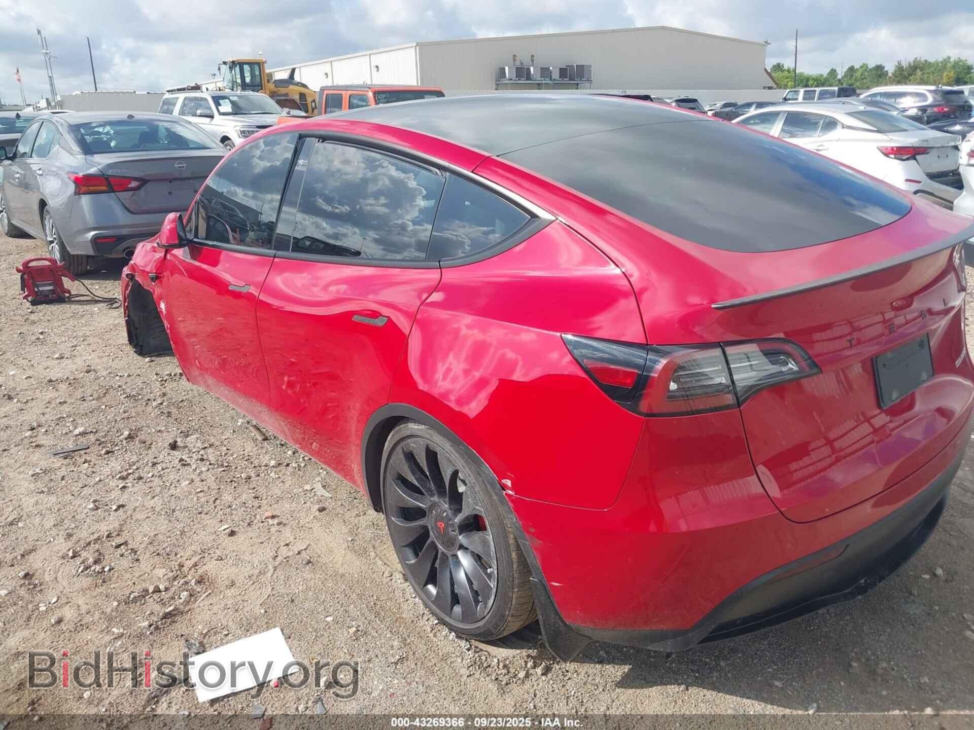 2023 TESLA MODEL Y - VIN: 7SAYGDEF5PF786749 - Фото 3